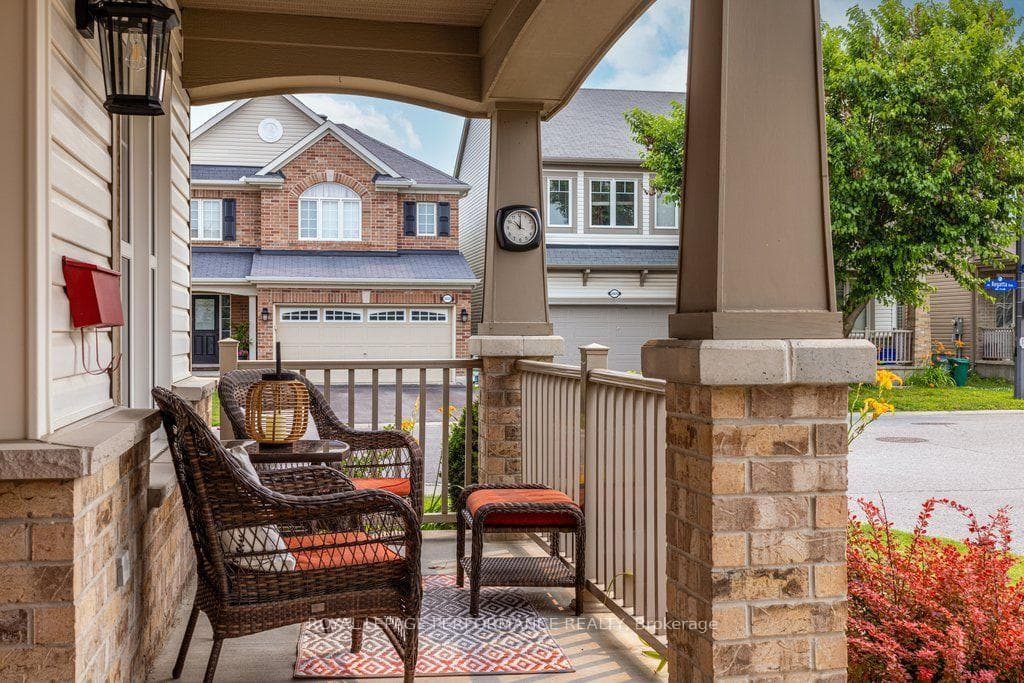 2423 Regatta Avenue photo 3
