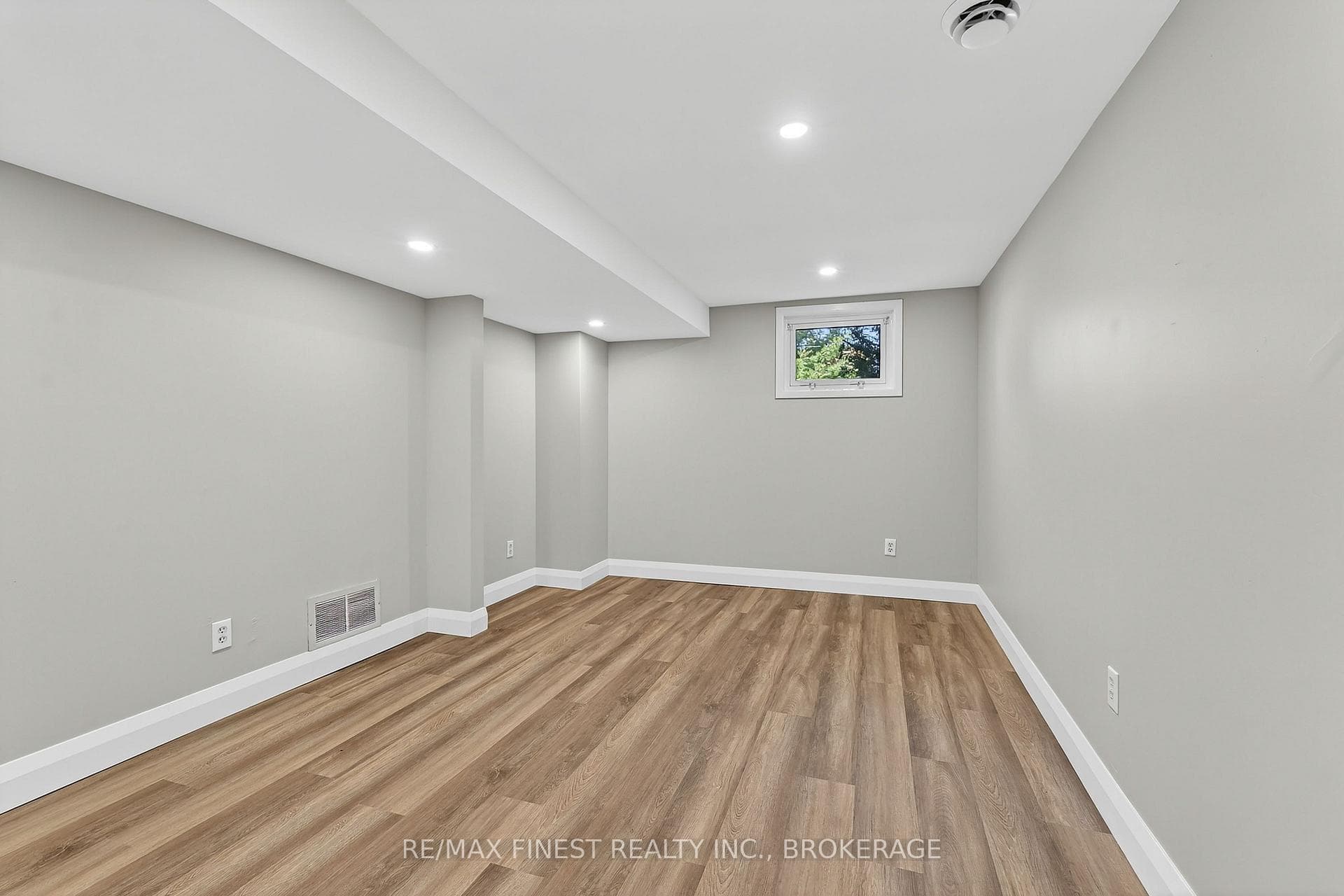 3 Foster Street photo 18