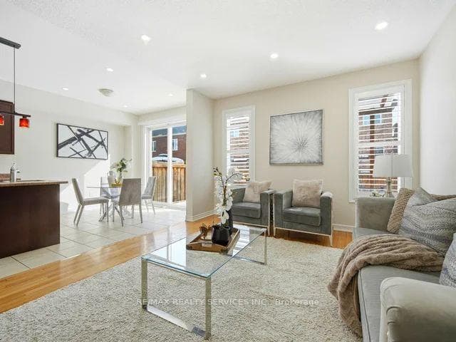 61 Vezna Crescent photo 9