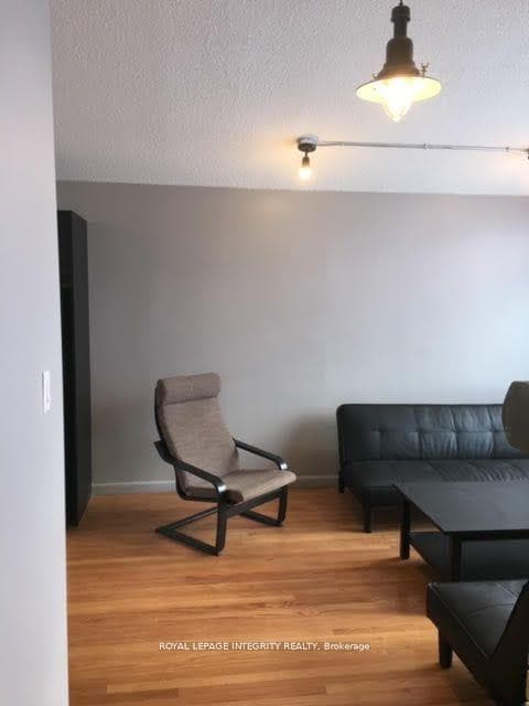 2347 Baseline Road photo 11