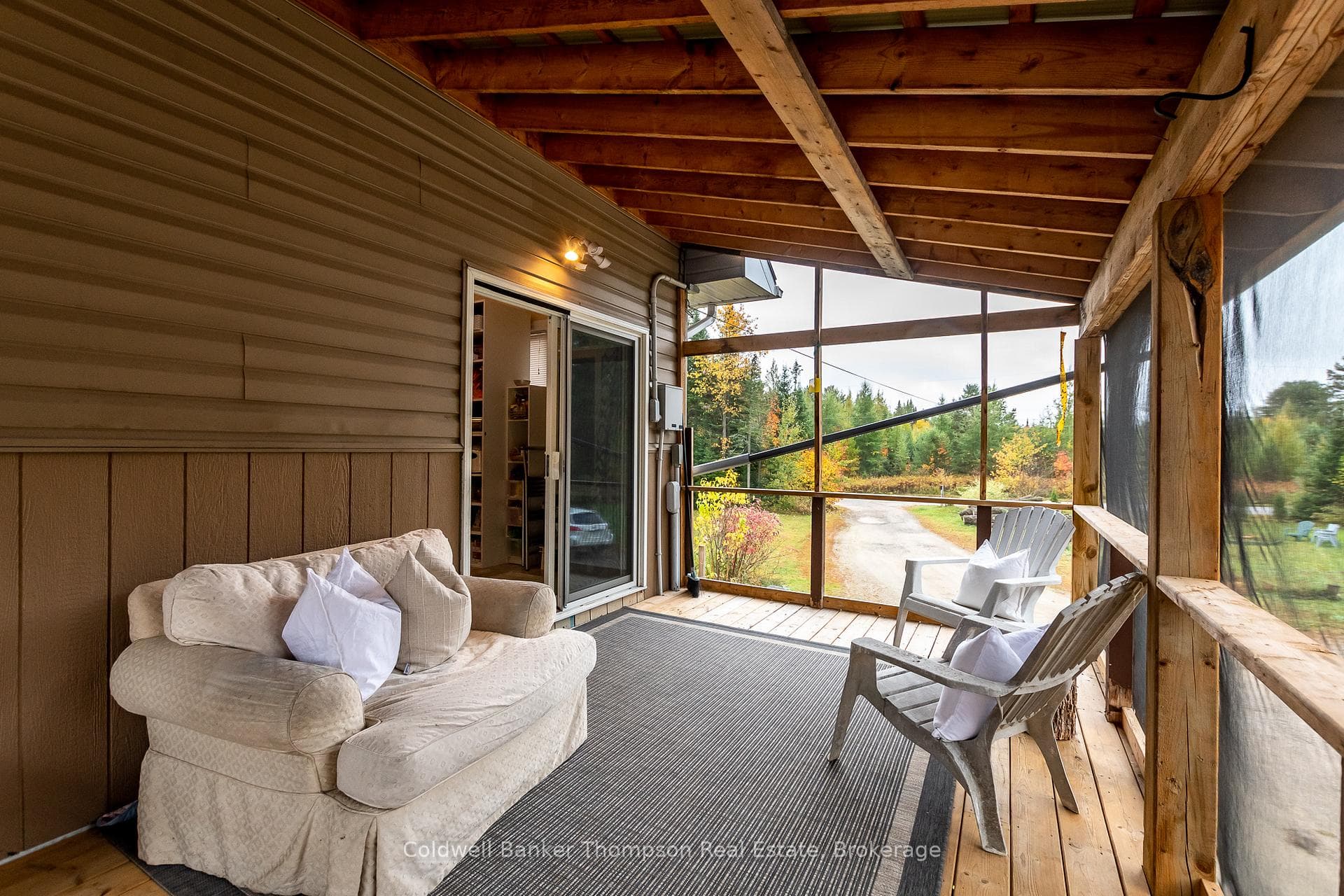 20 Wolf Paw Road photo 16