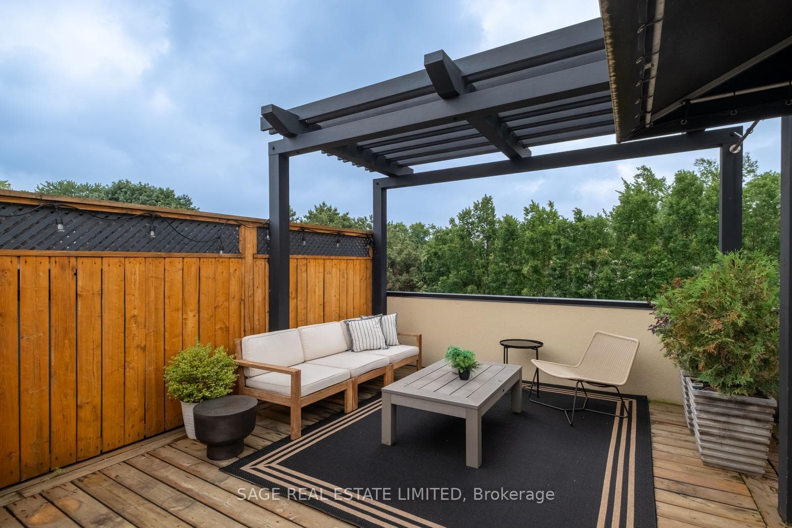 319 Lonsdale Road Unit 3D photo 39