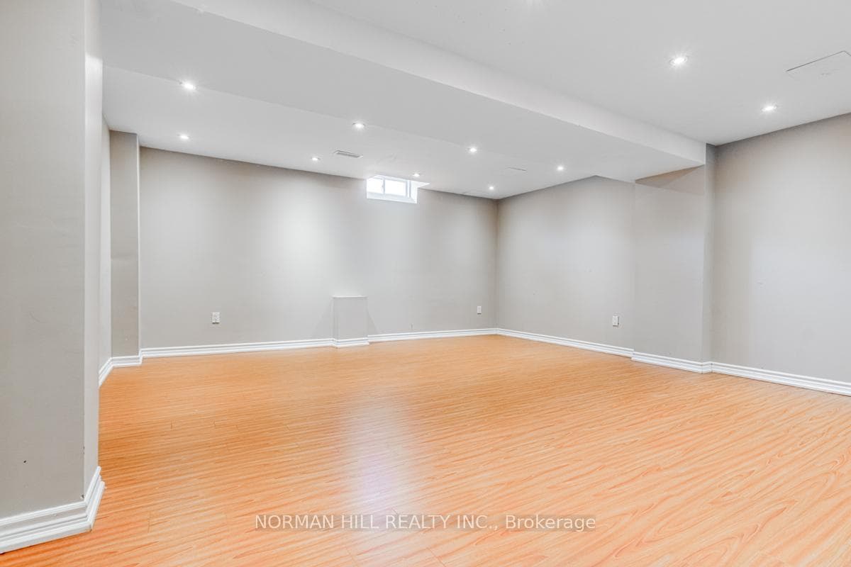 124 Brussels Avenue photo 27