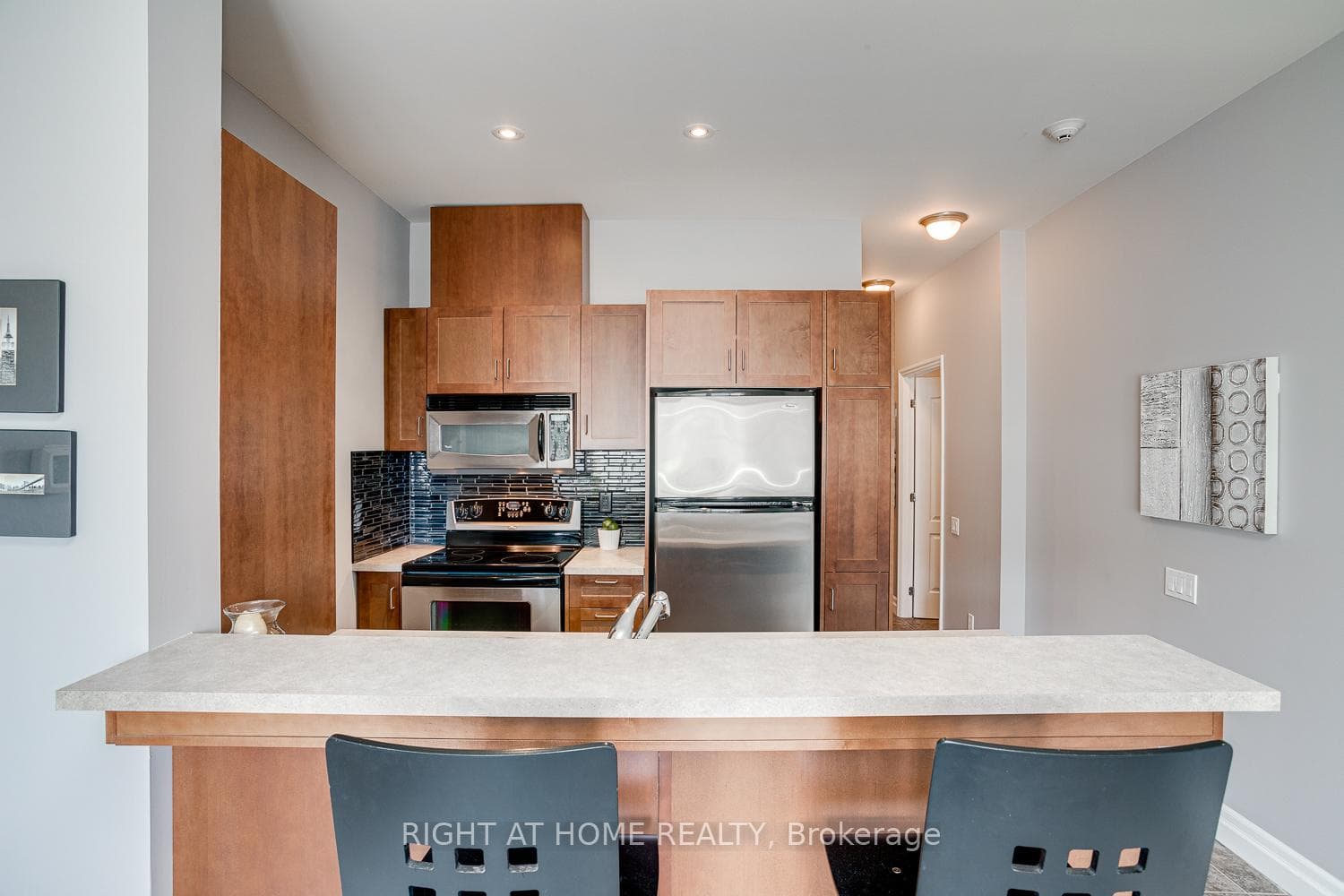 44 Bond Street Unit 507 photo 9