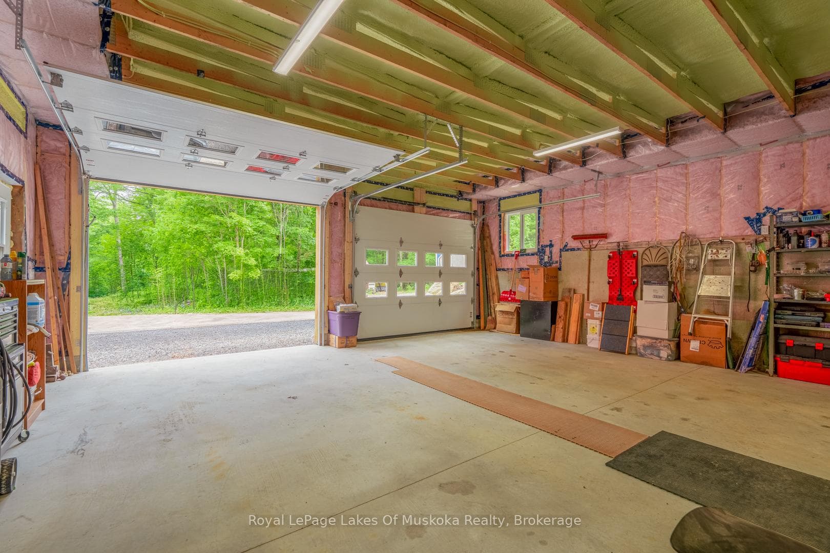 259 Lakeshore Road photo 30