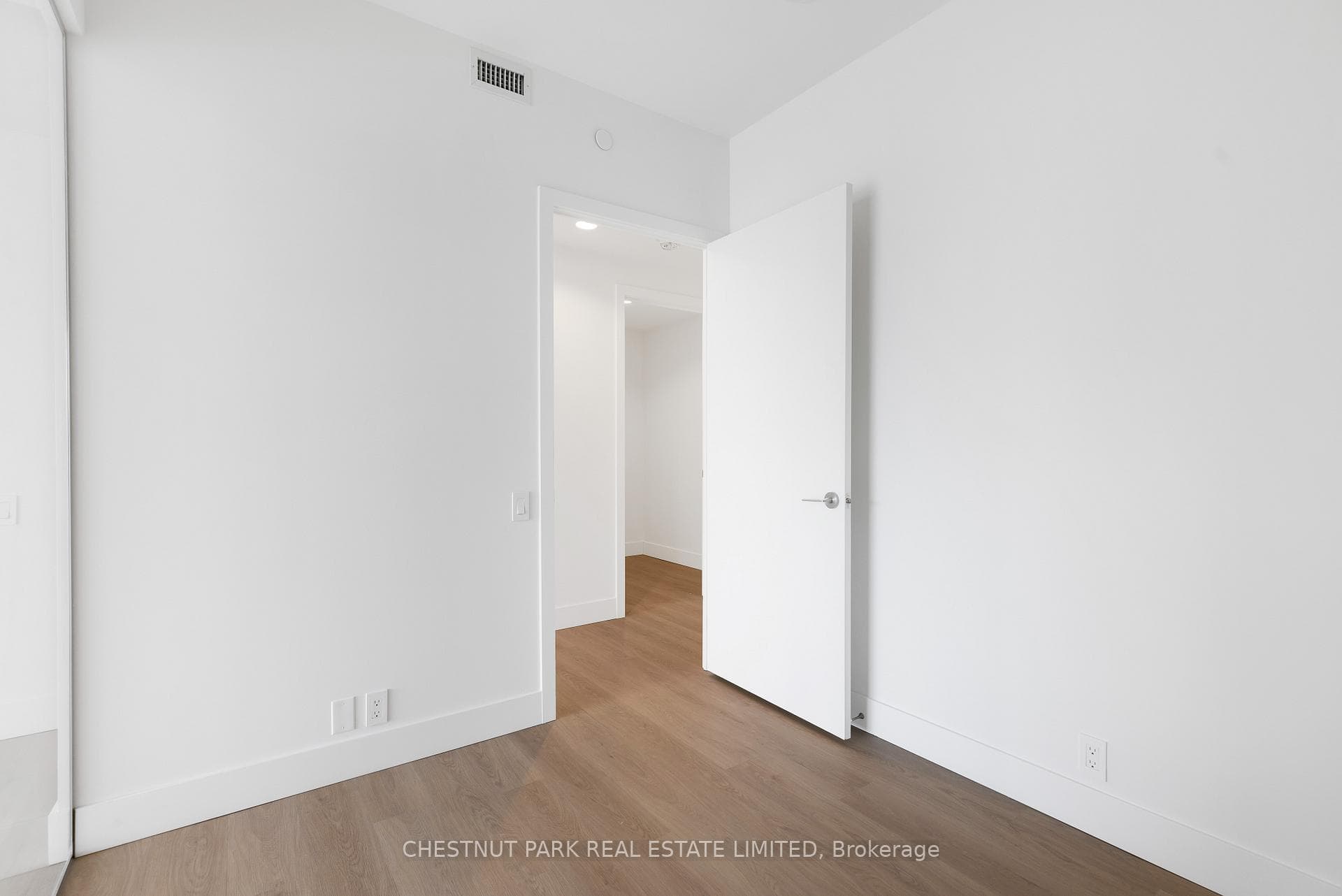 1414 Bayview Avenue Unit 202 photo 27