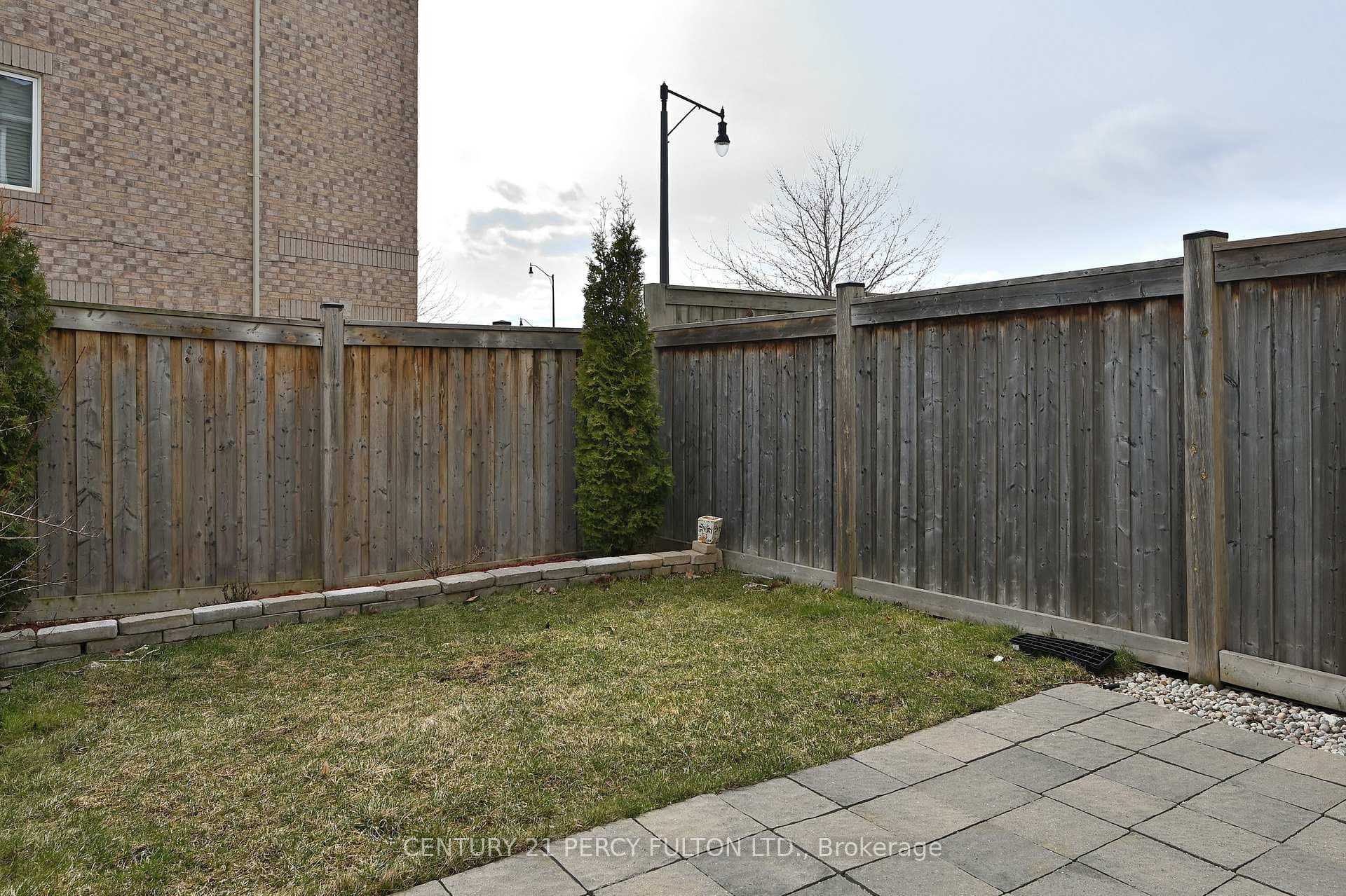 28 Betterton Crescent photo 2