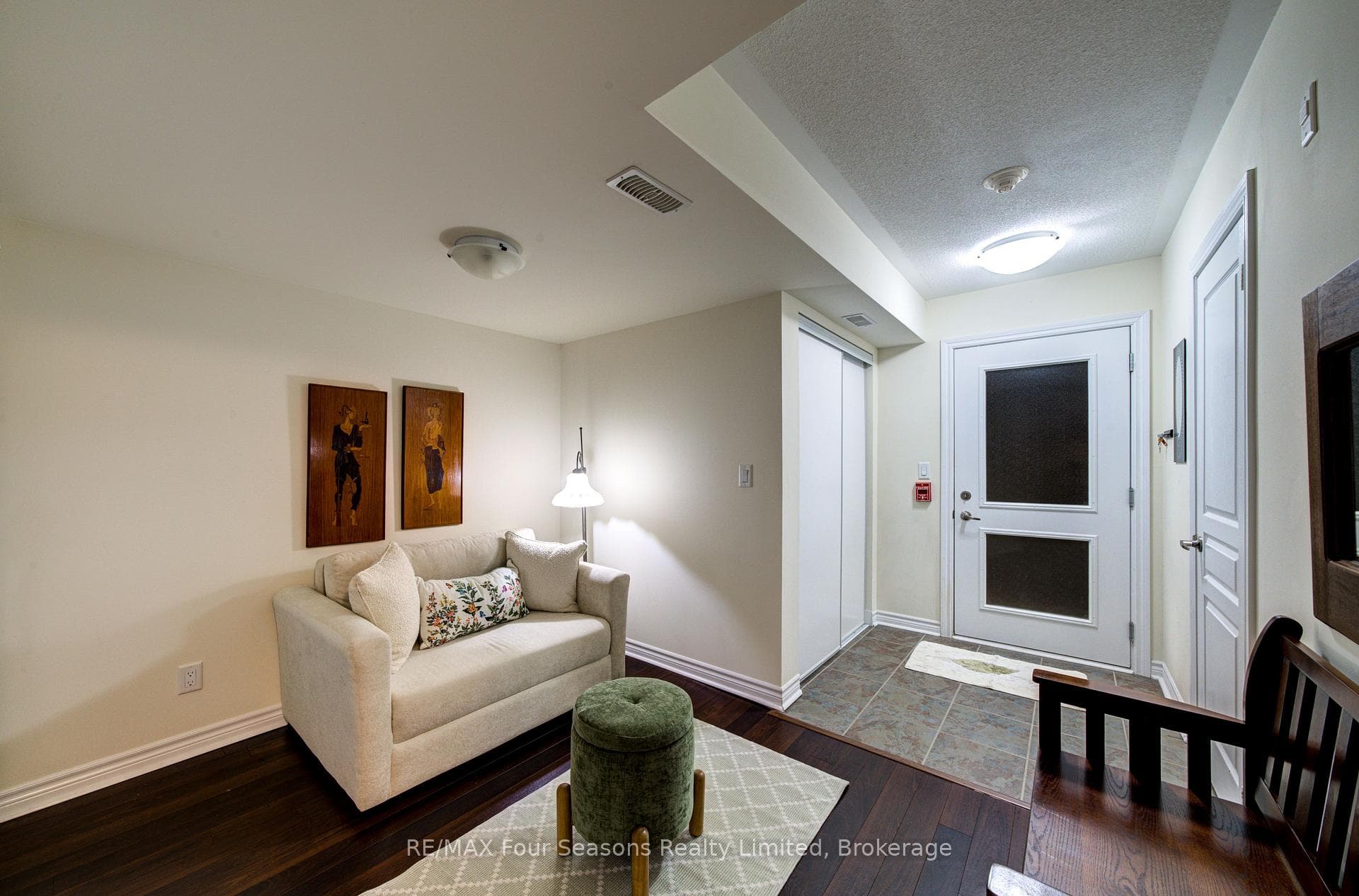 6 Brandy Lane Drive Unit 105 photo 6