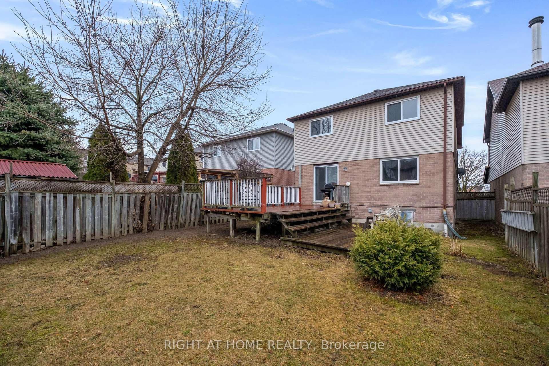 28 Chapman Drive photo 37