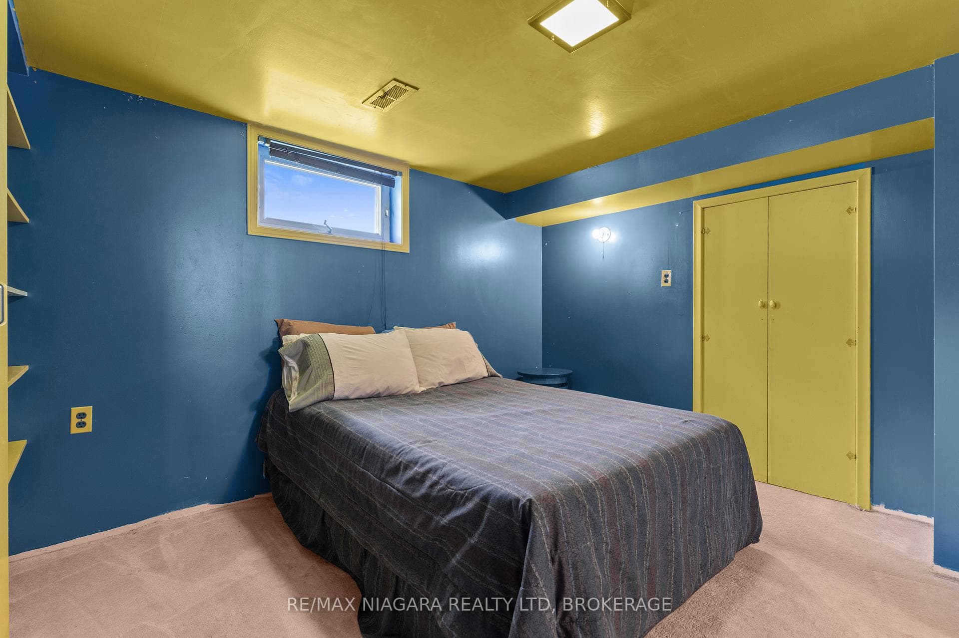 7931 Watson Street photo 22