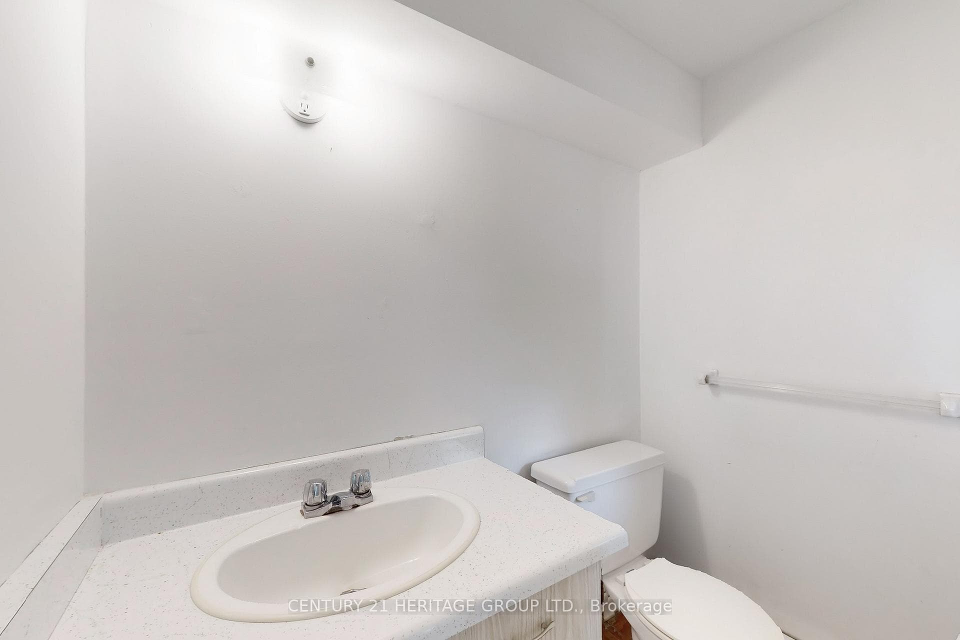32 Jenny Wrenway N/A photo 24