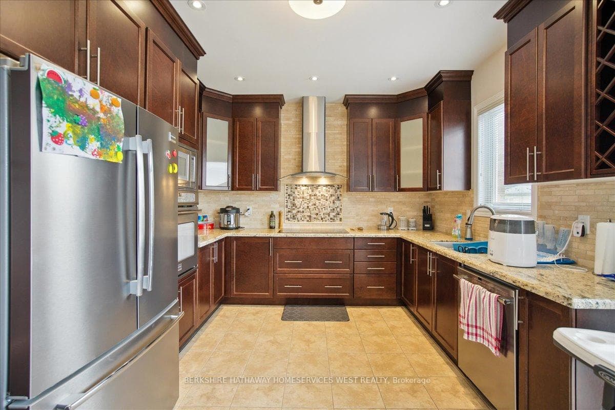 1363 Langley Circle photo 13