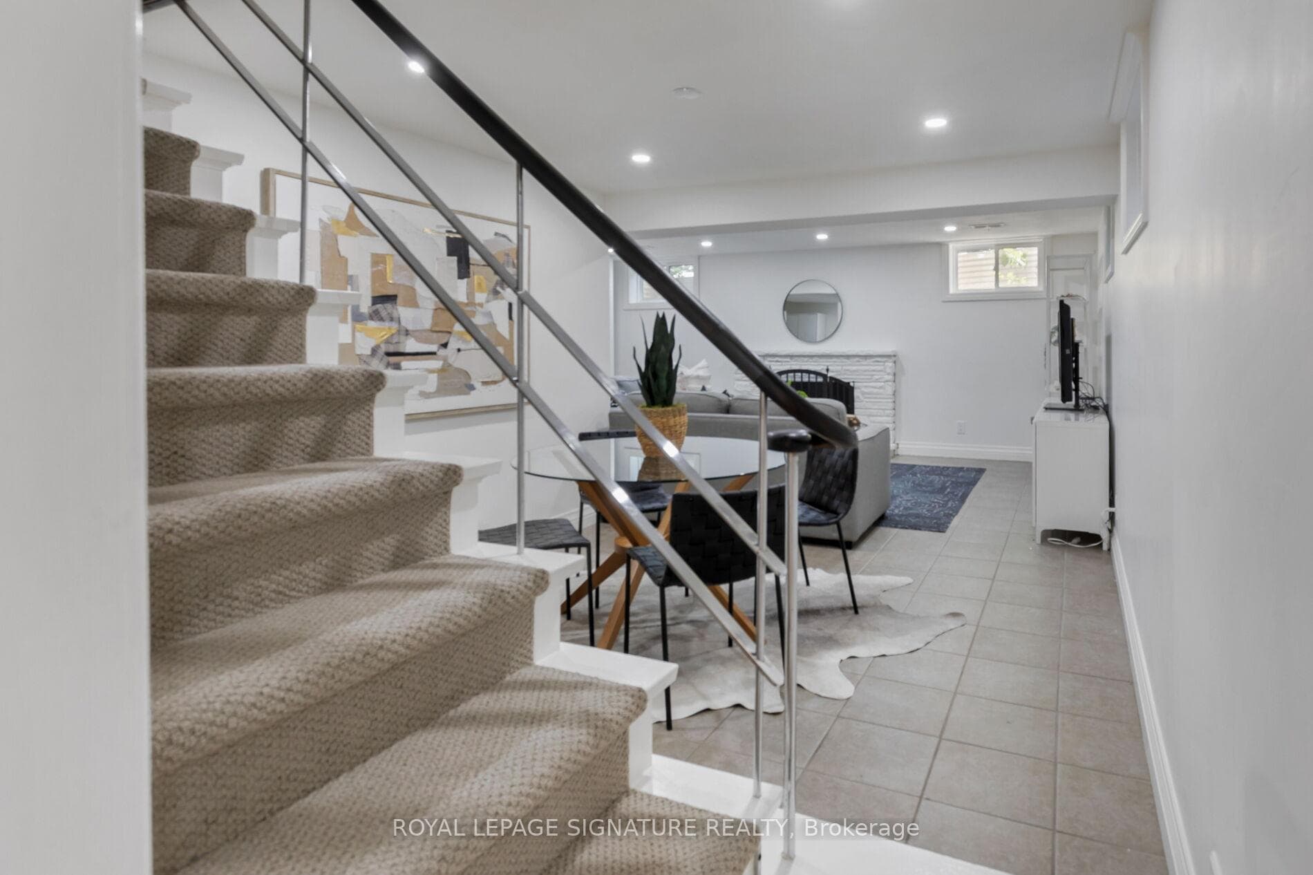 2 Farningham Crescent photo 22