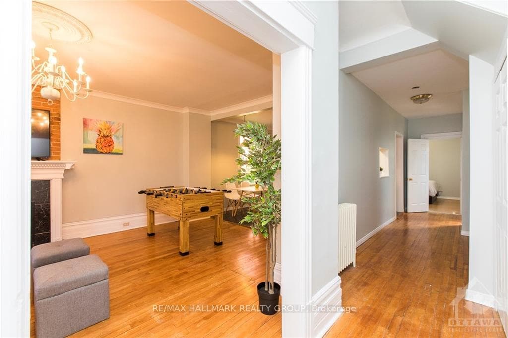 132 Flora Street Unit 1 photo 5