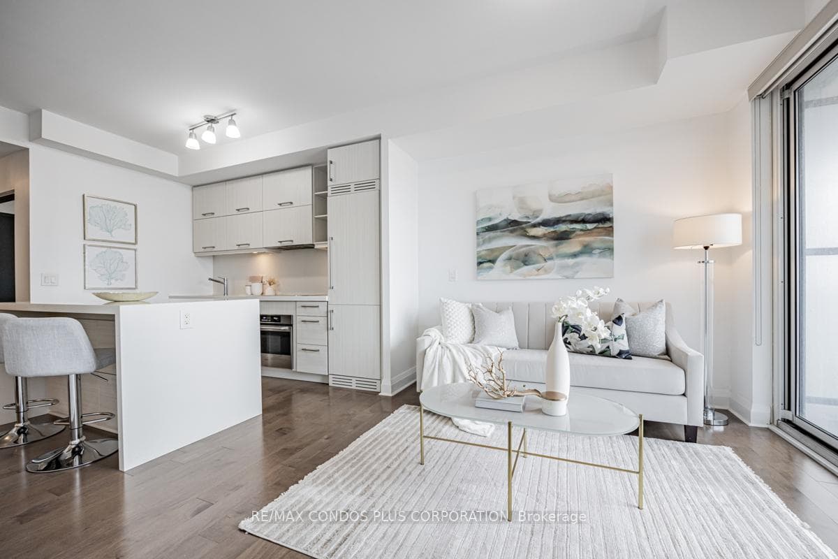 65 St Mary Street Unit 3308 photo 8