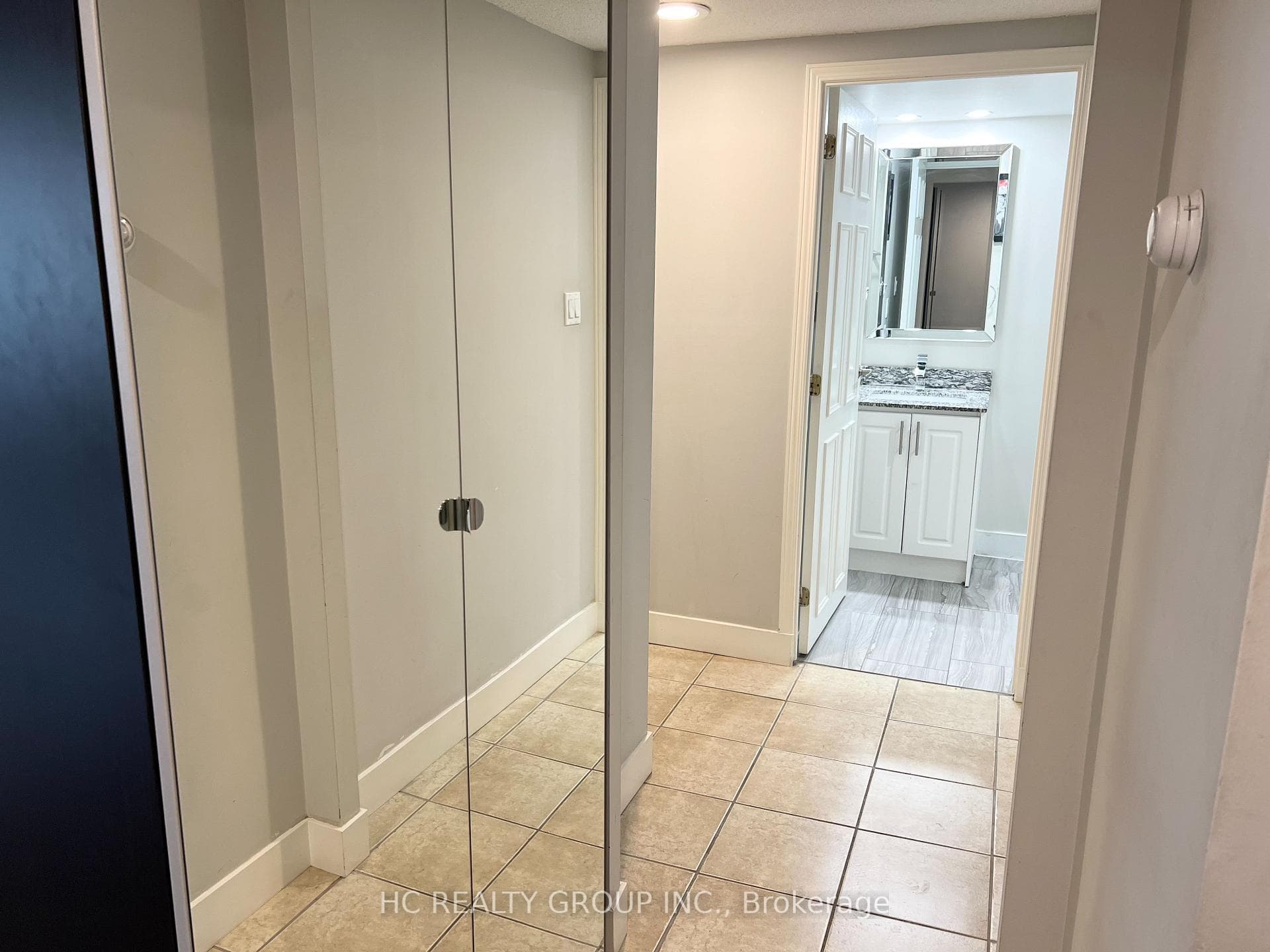 55 Wellesley Street Unit 301 photo 7