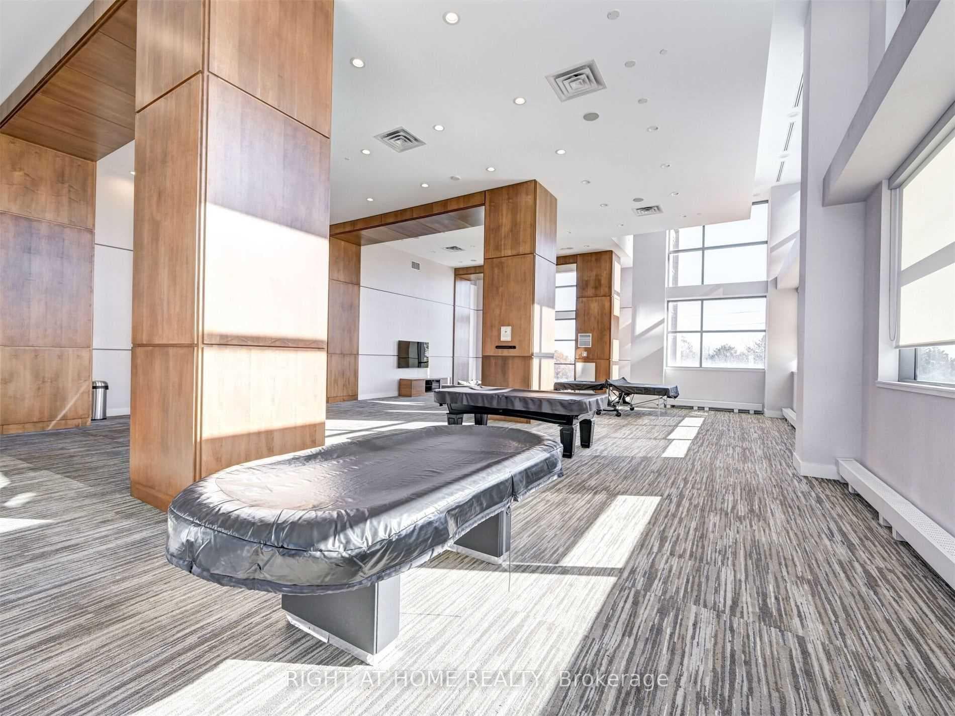 2212 Lake Shore Boulevard Unit 3605 photo 29