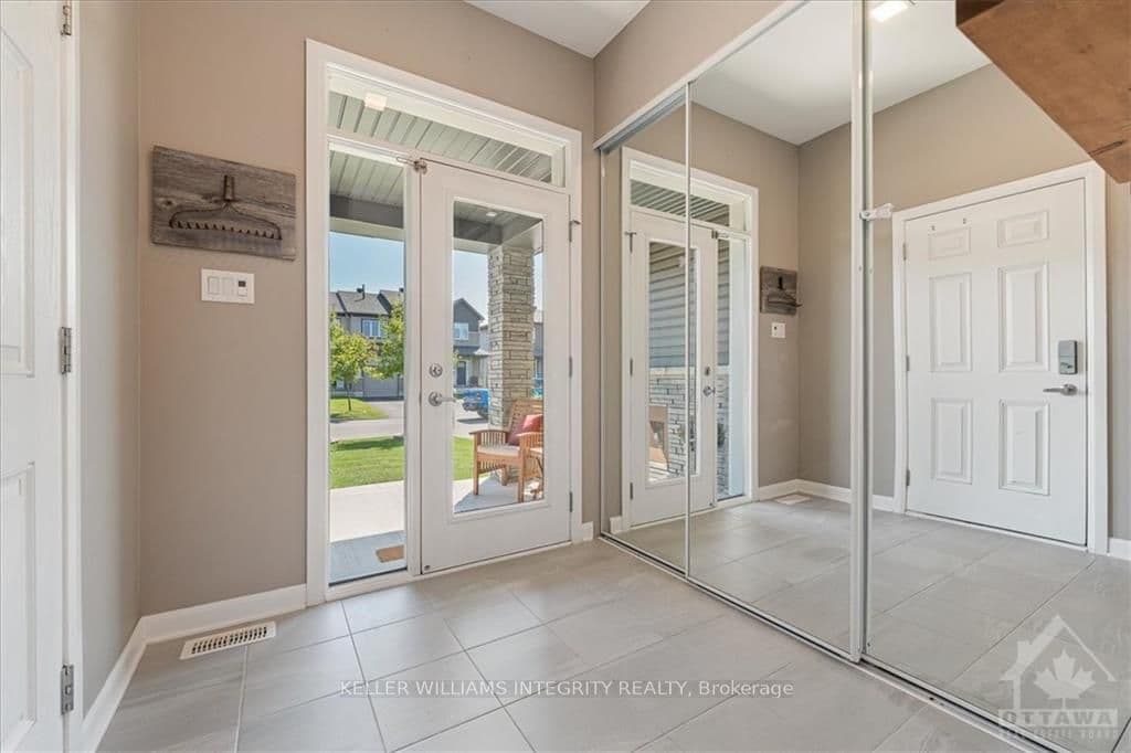 57 GARDENPOST Terrace photo 4