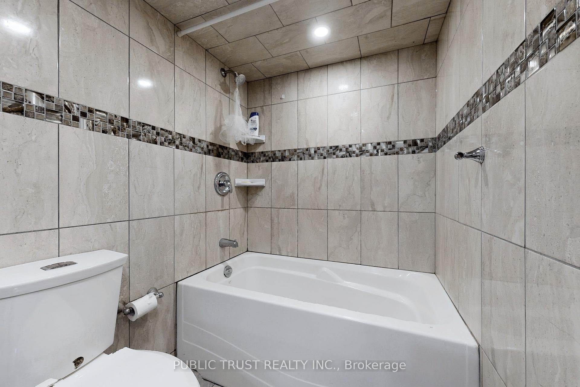 89 Newport Street photo 33