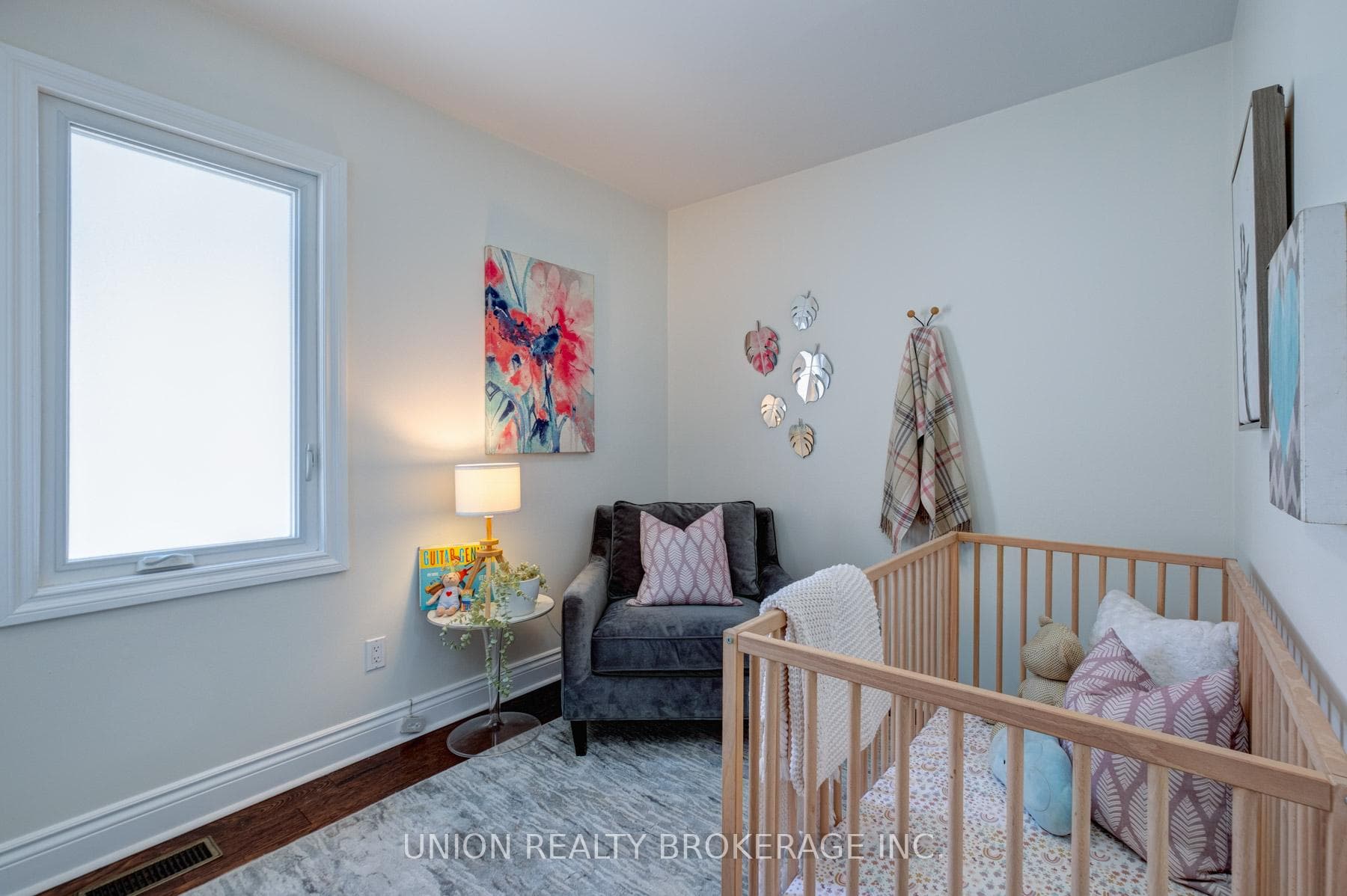 153 Wildwood Crescent photo 24
