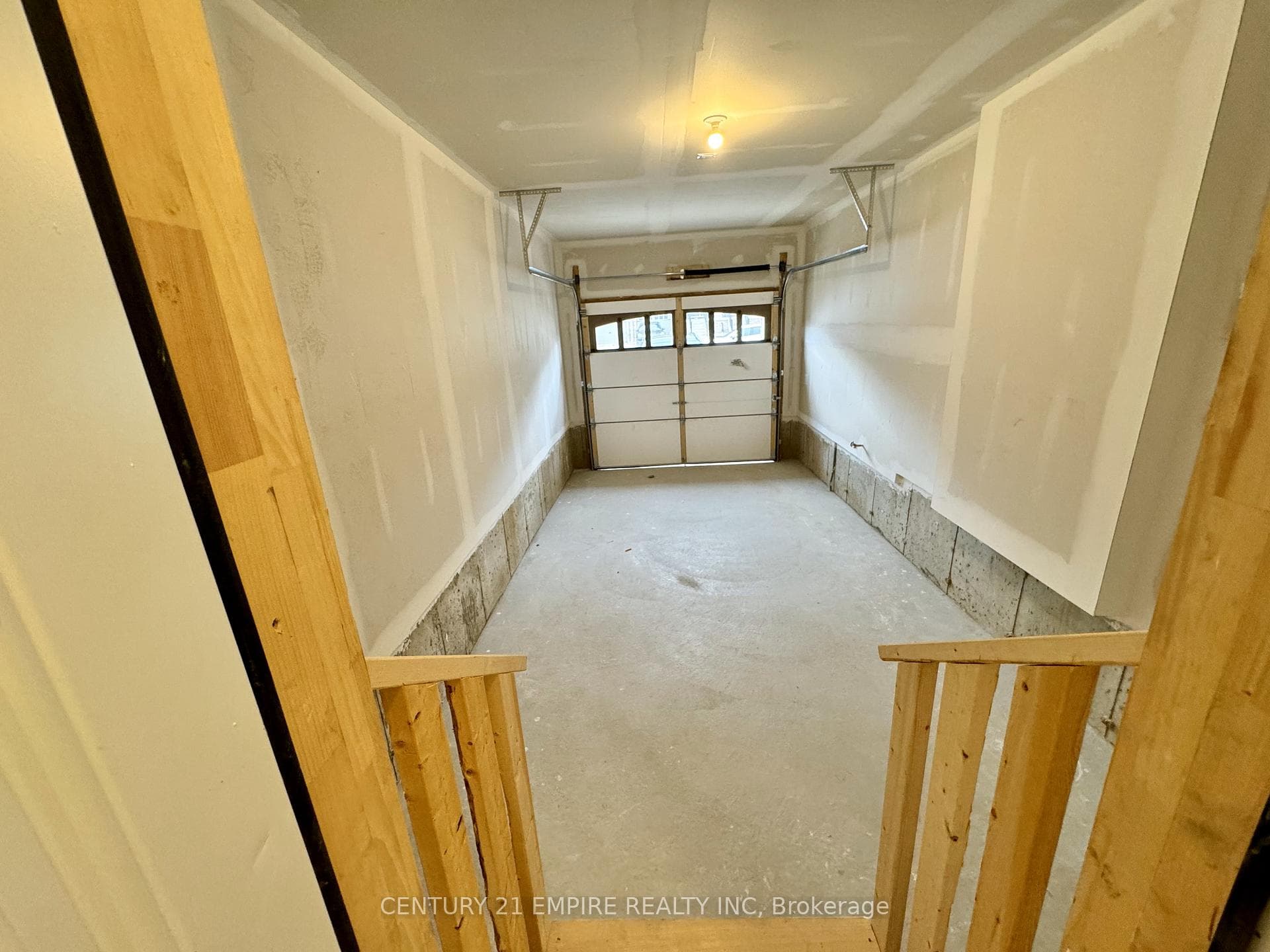 183 Broadacre Drive photo 8