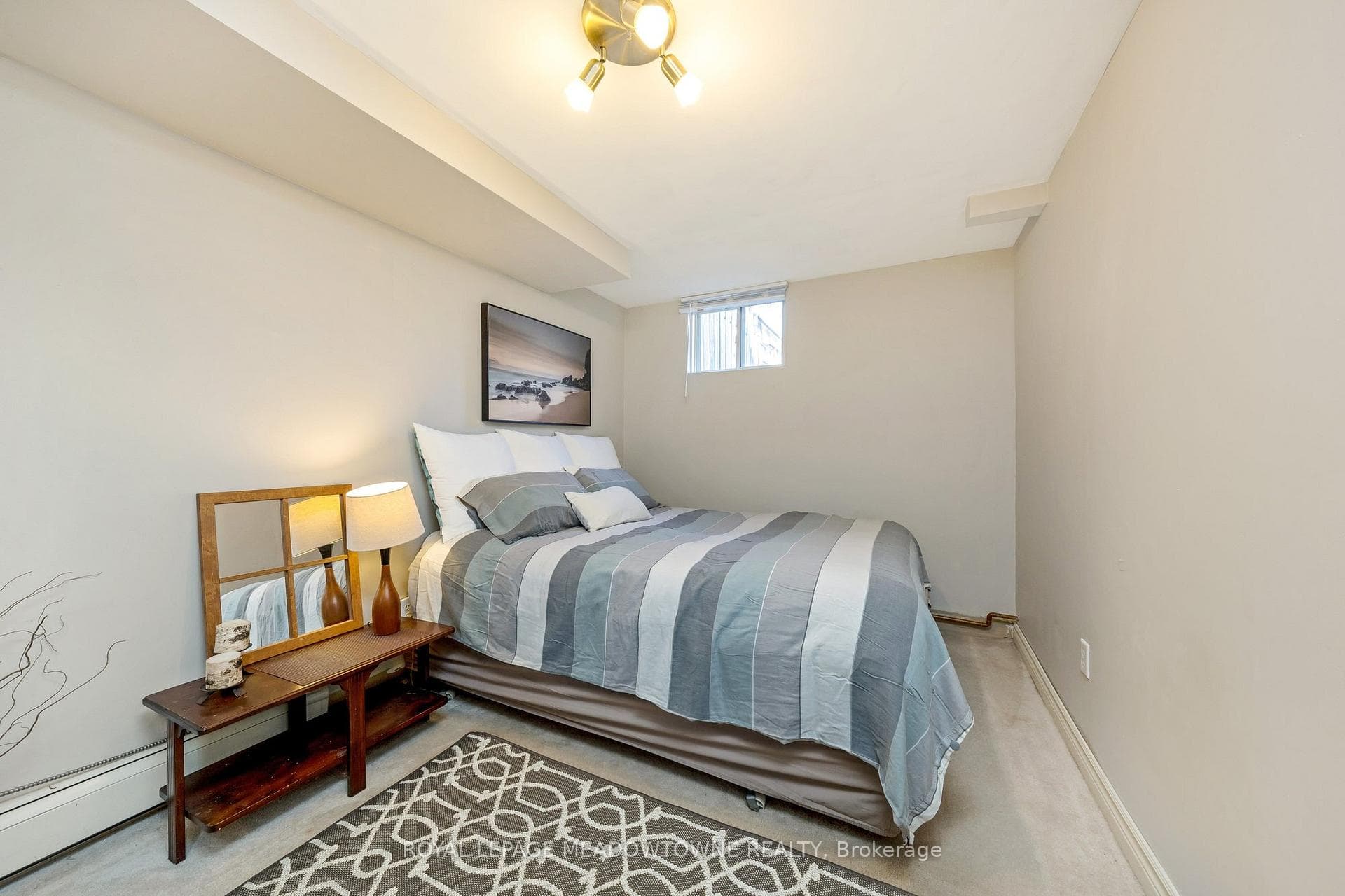 1043 Cawthra Road photo 23