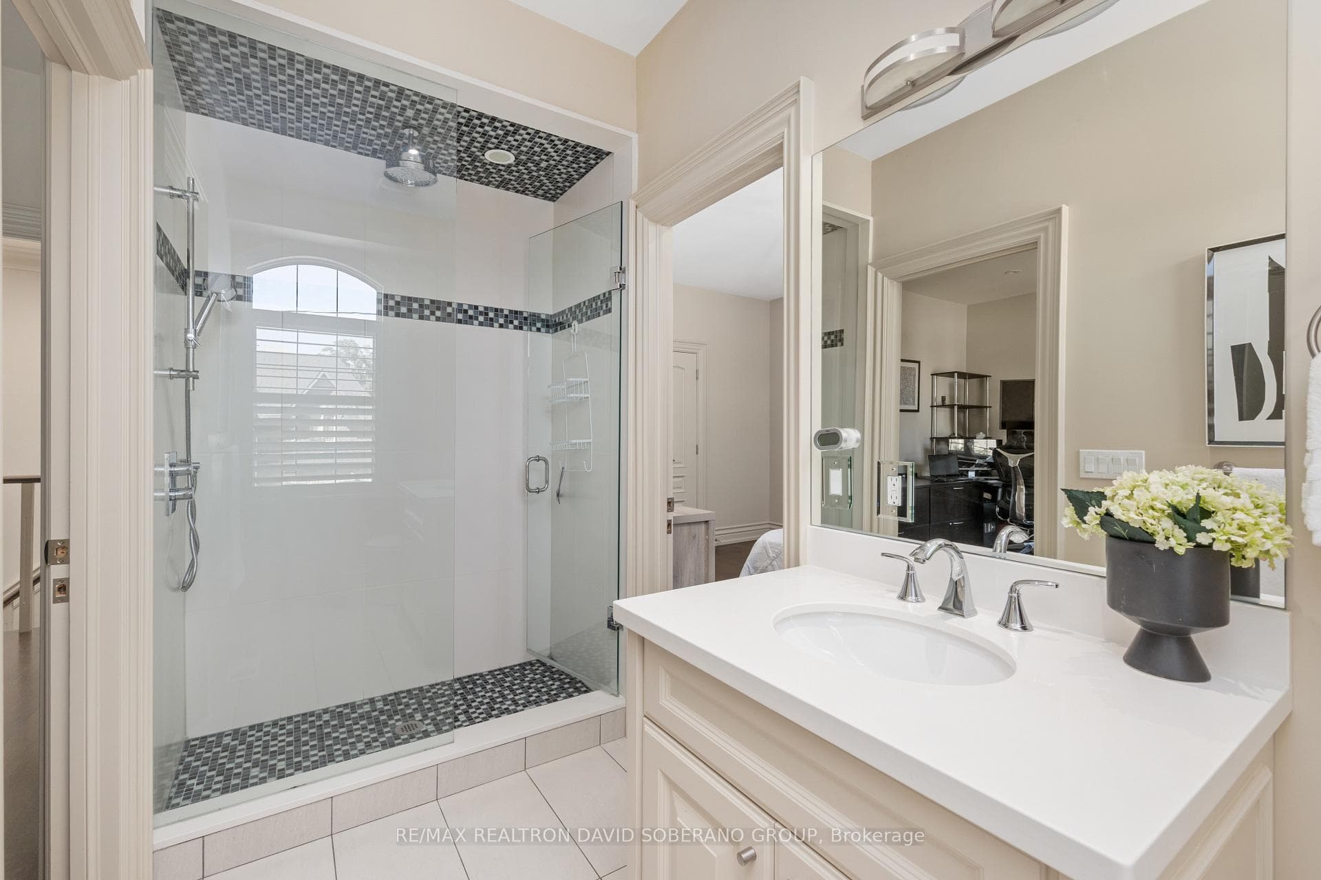 49 Verwood Avenue photo 27