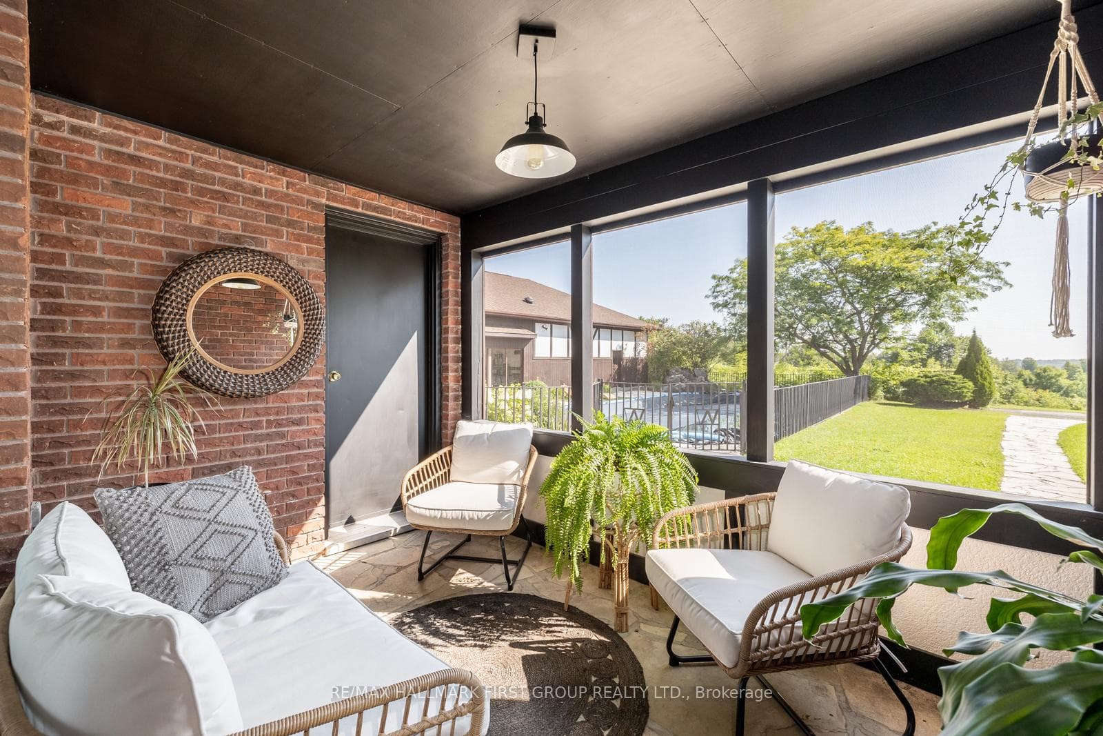 2225 Northeys Road photo 14