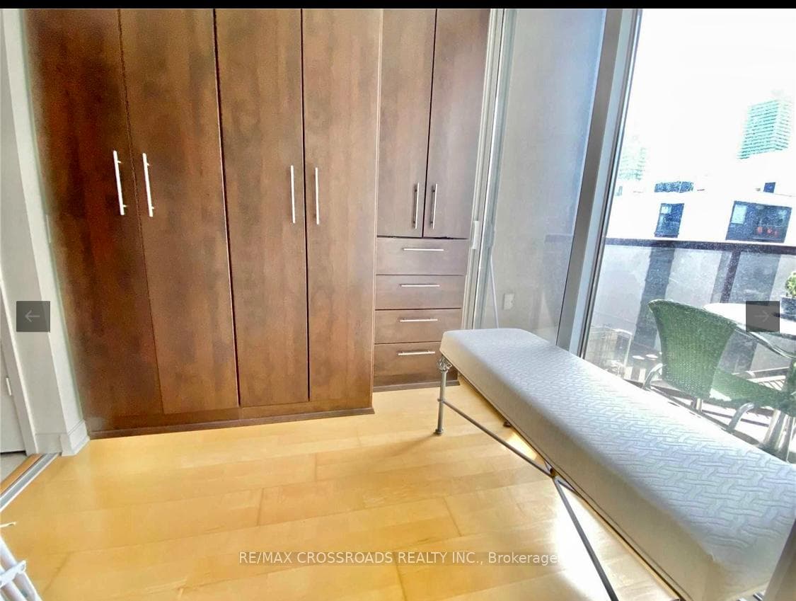 85 Bloor Street Unit 1212 photo 10