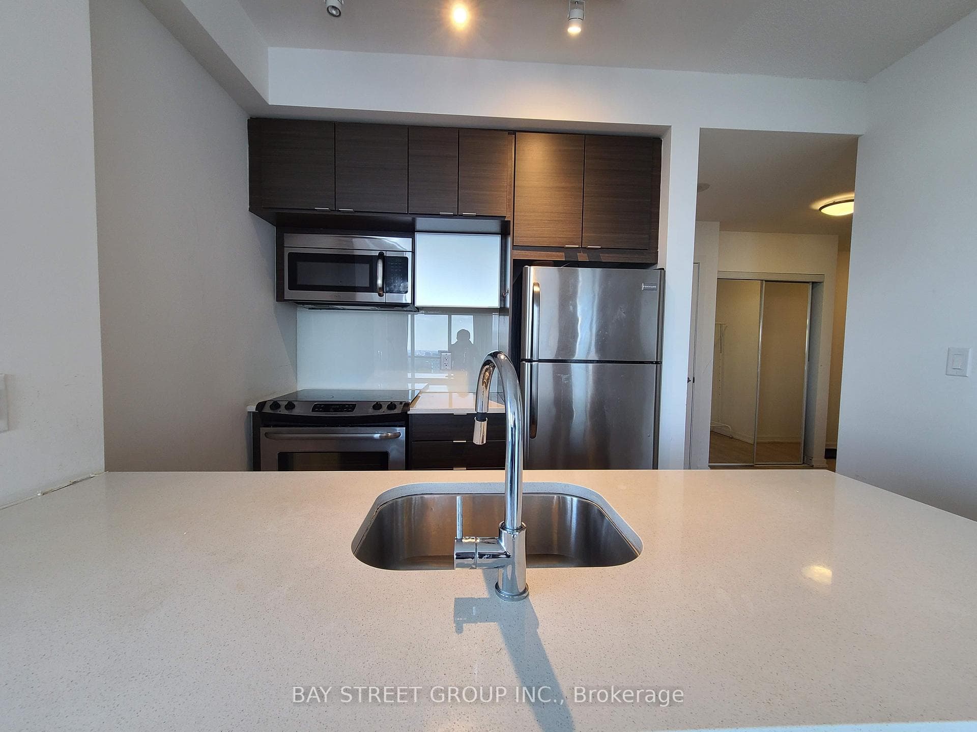 62 Forest Manor Road Unit 1903 photo 1