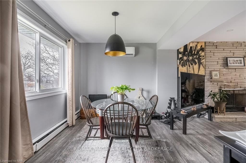 1075 Ontario Road photo 15