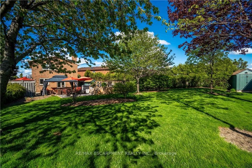 22 Donegel Place photo 38