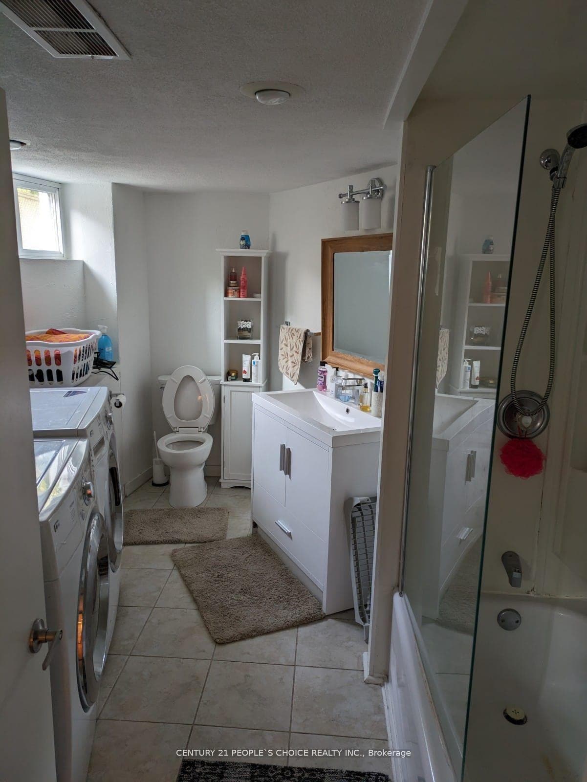 63 Stephen Drive photo 15
