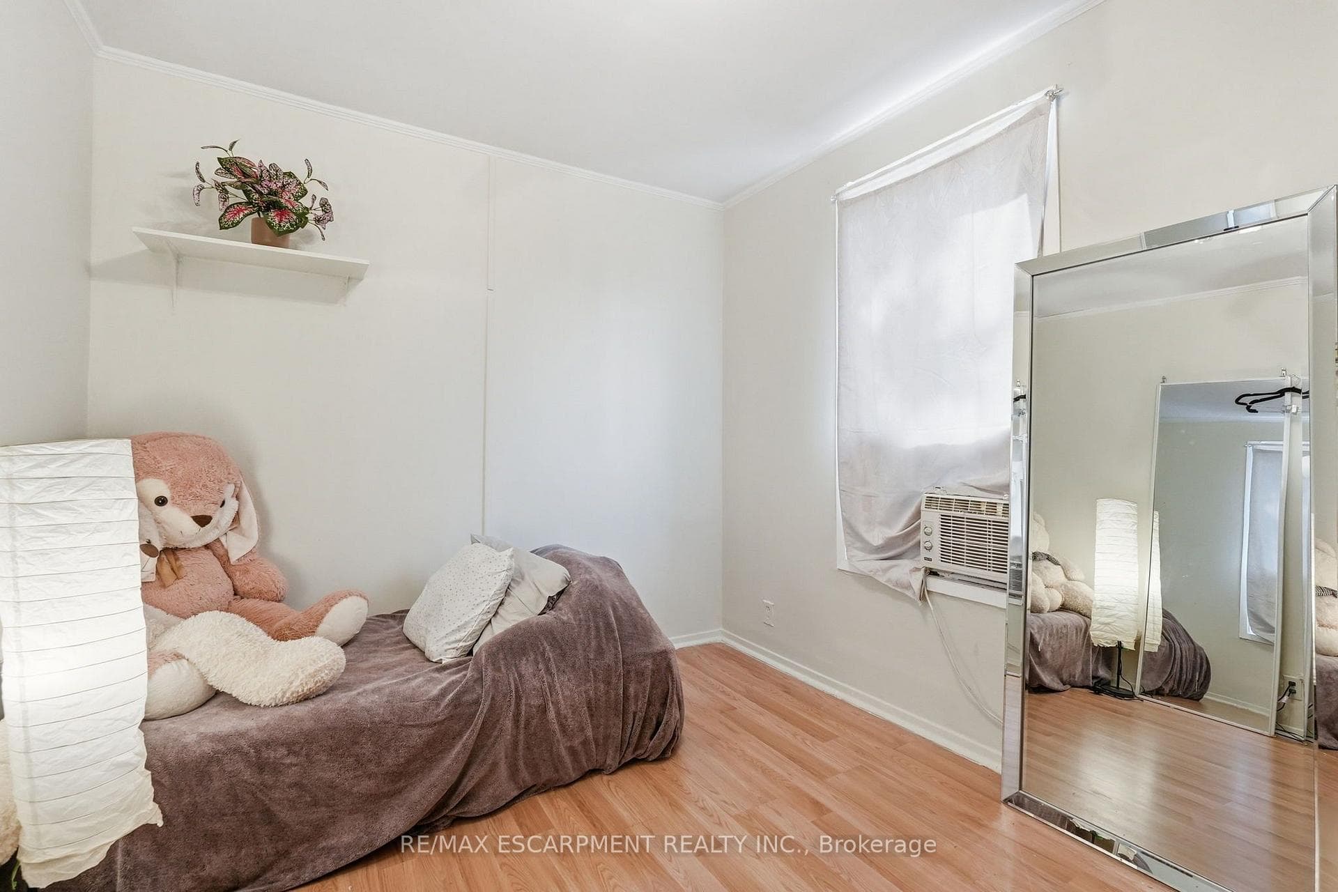 182 Cavell Avenue photo 21