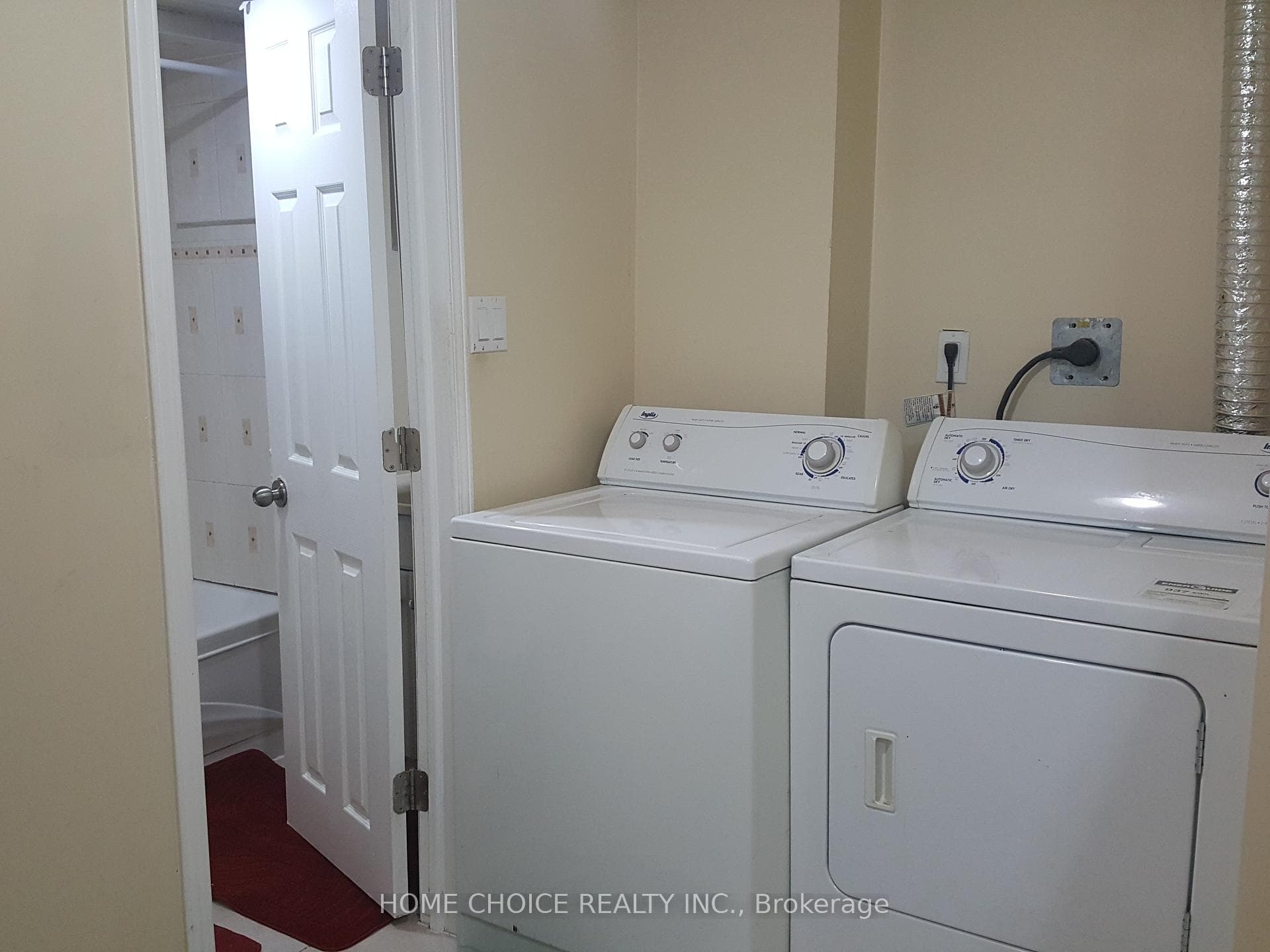 2256 Brimley Road photo 10