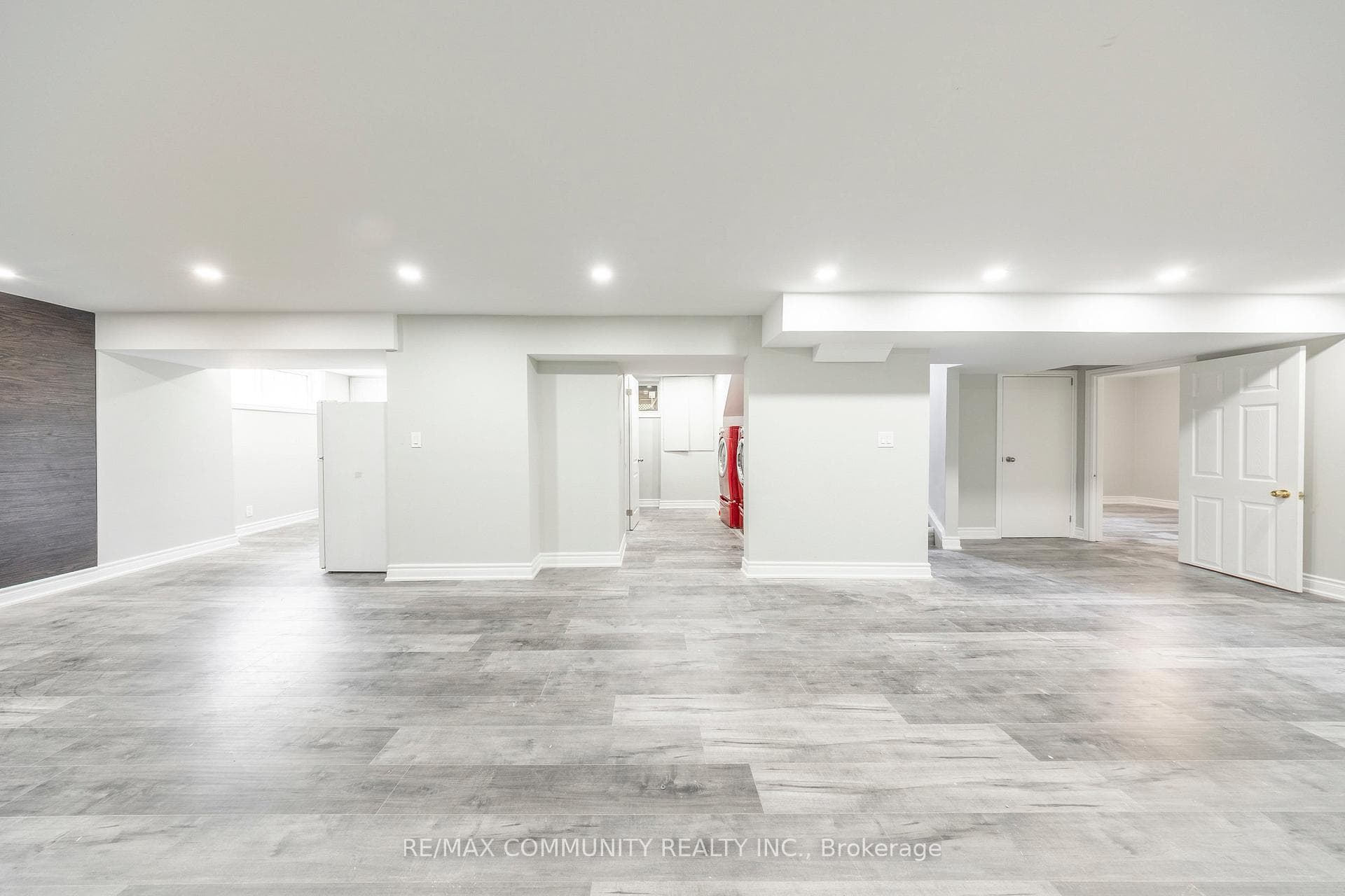 68 Thickson Road Unit Bsmt photo 8