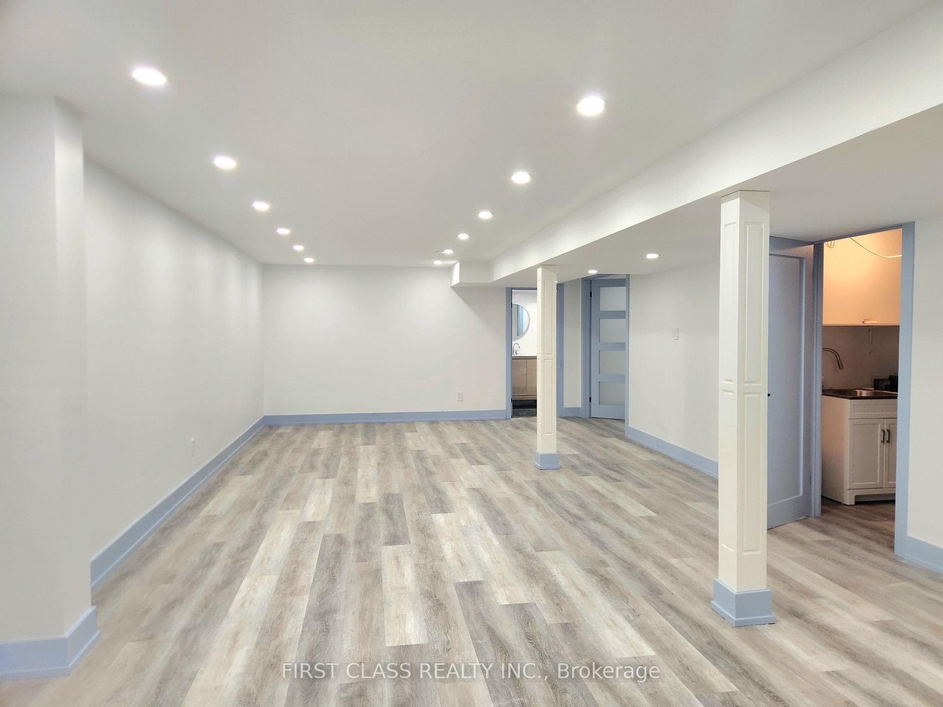 15 Strathmore Drive photo 23