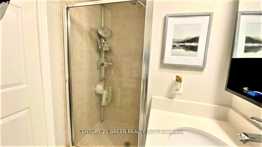 3888 Duke Of York Boulevard Unit 2633 photo 18
