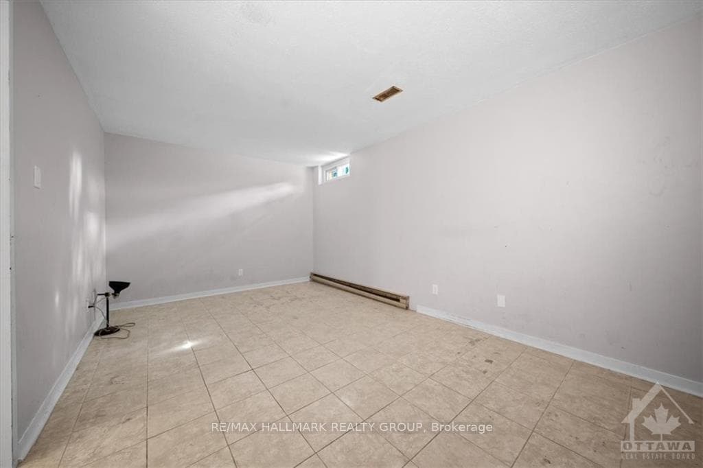23 MCCLINTOCK Way photo 16