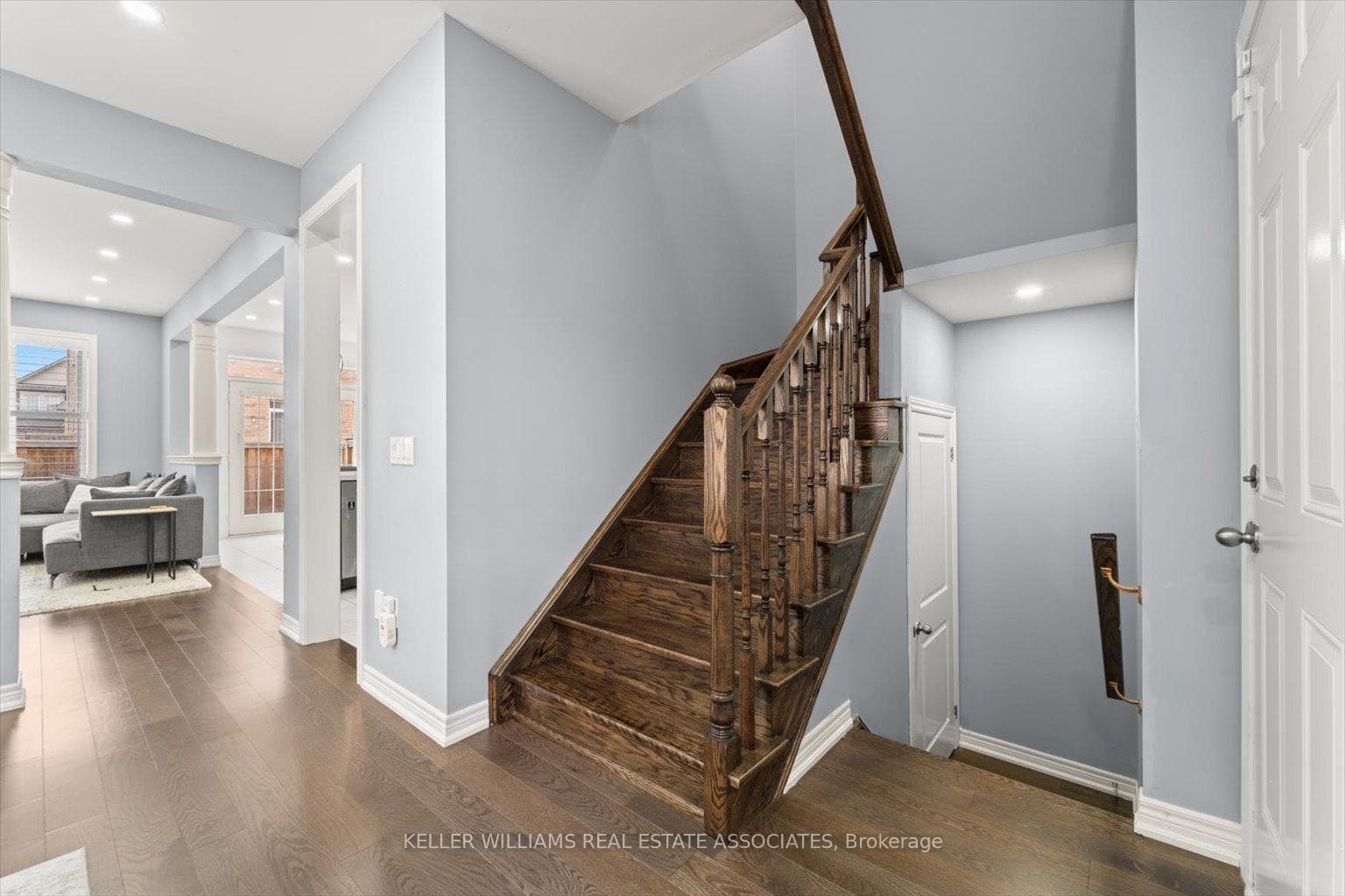29 Ivor Crescent photo 19