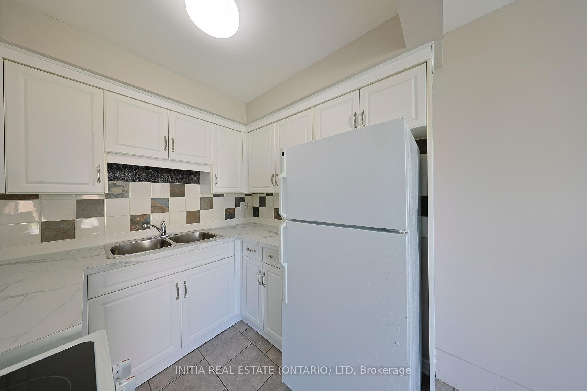 348 Cameron Street Unit 69 photo 9