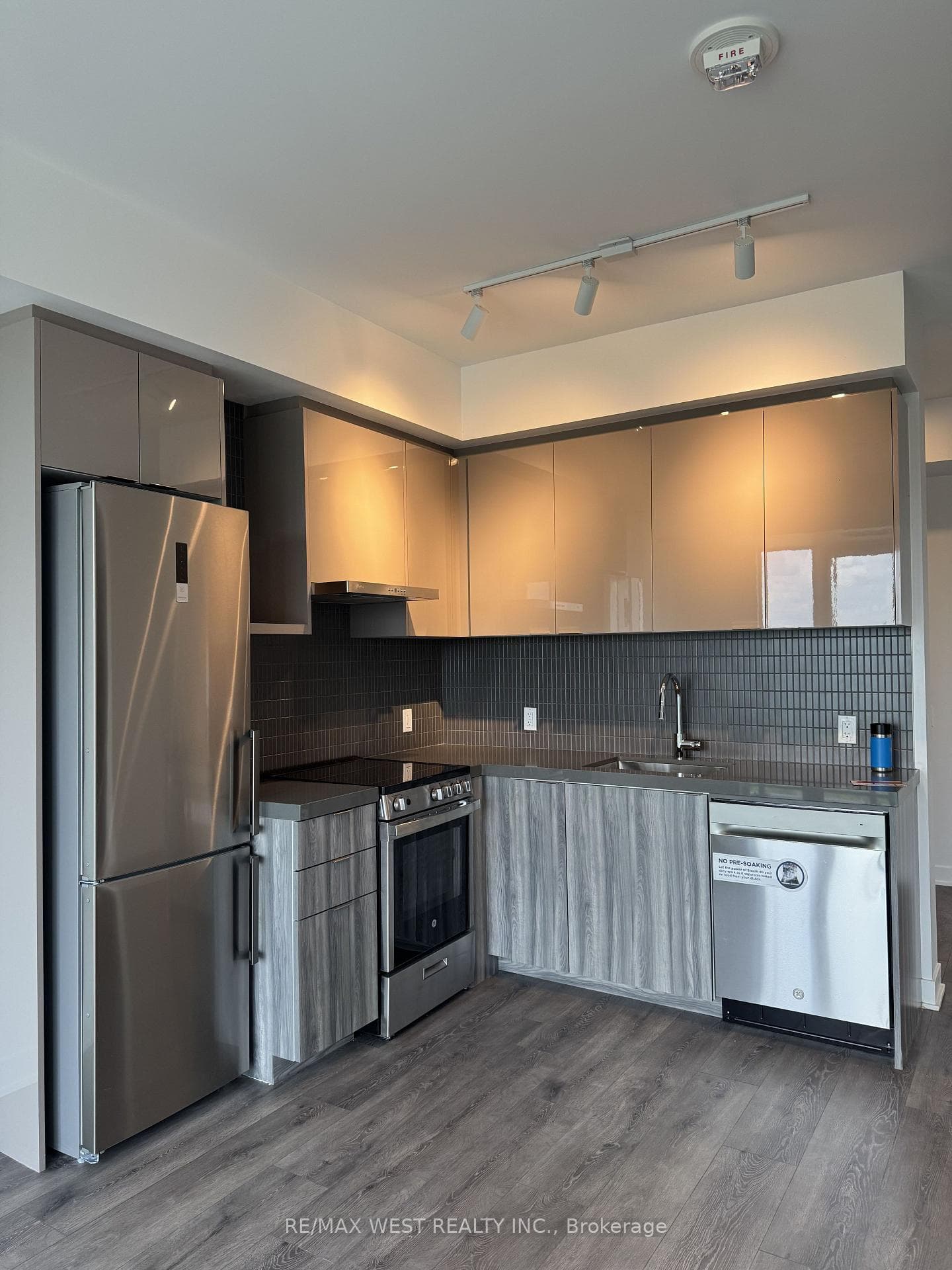 10 FLAVELLE Trail Unit 1301 photo 3