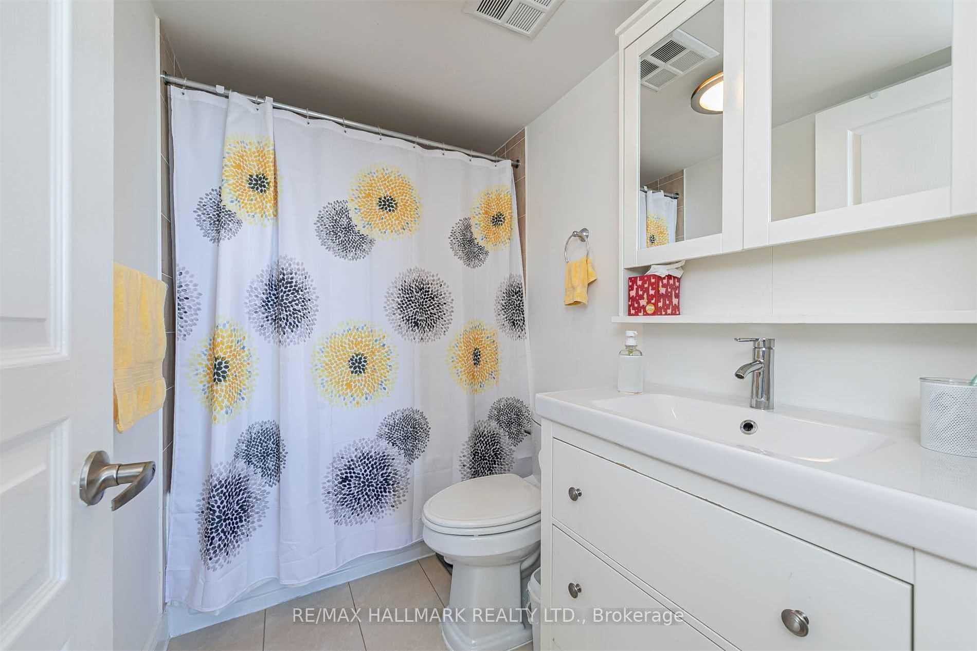 15 Northtown Way Unit 2219 photo 20