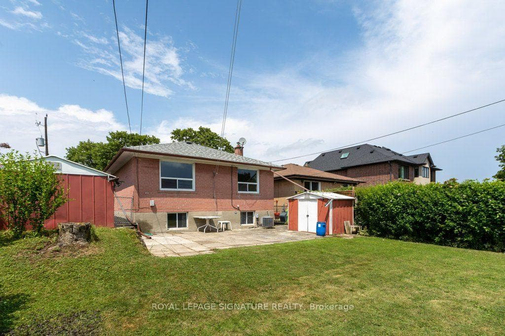 17 Risdon Court photo 27