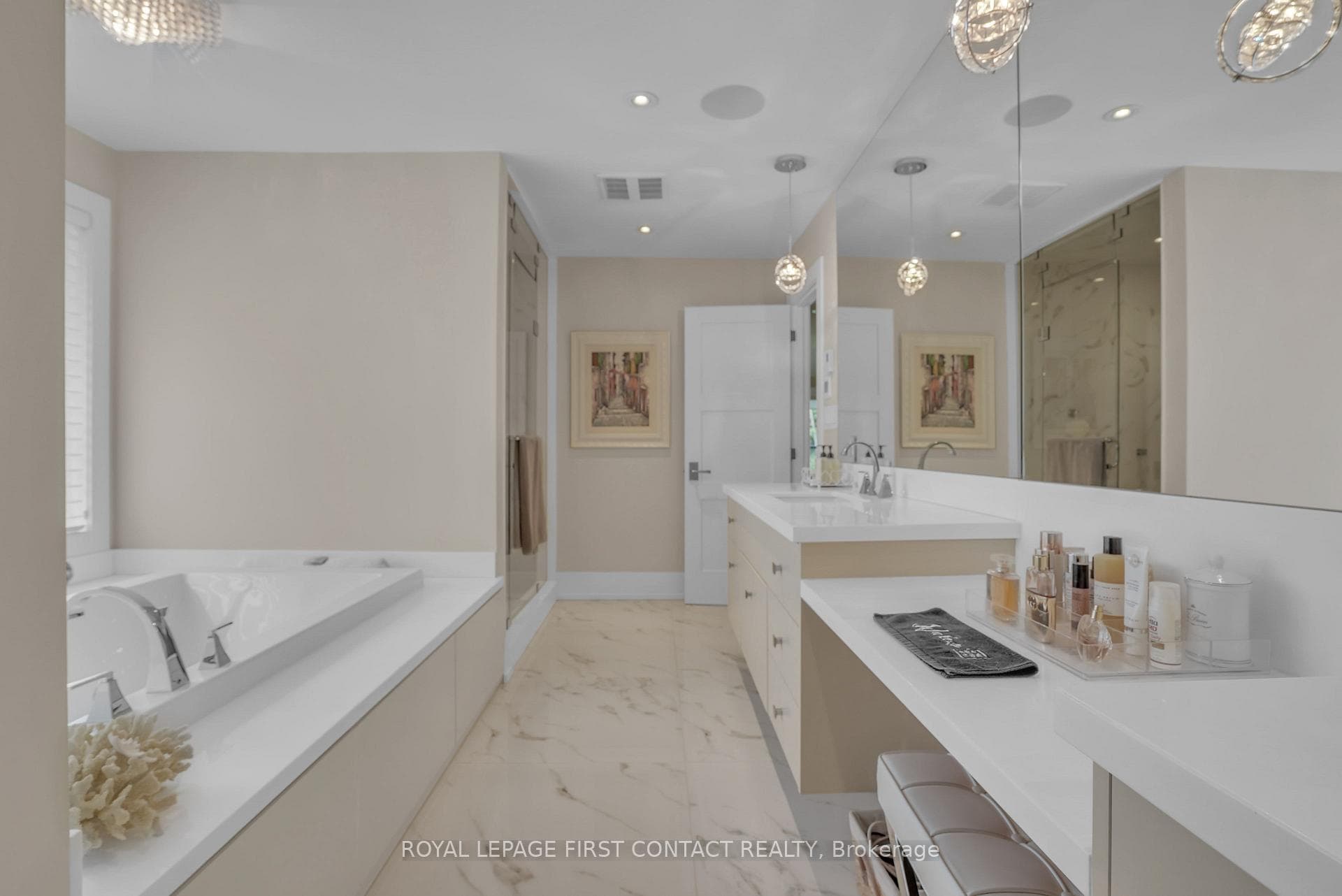 15075 Jane Street photo 24