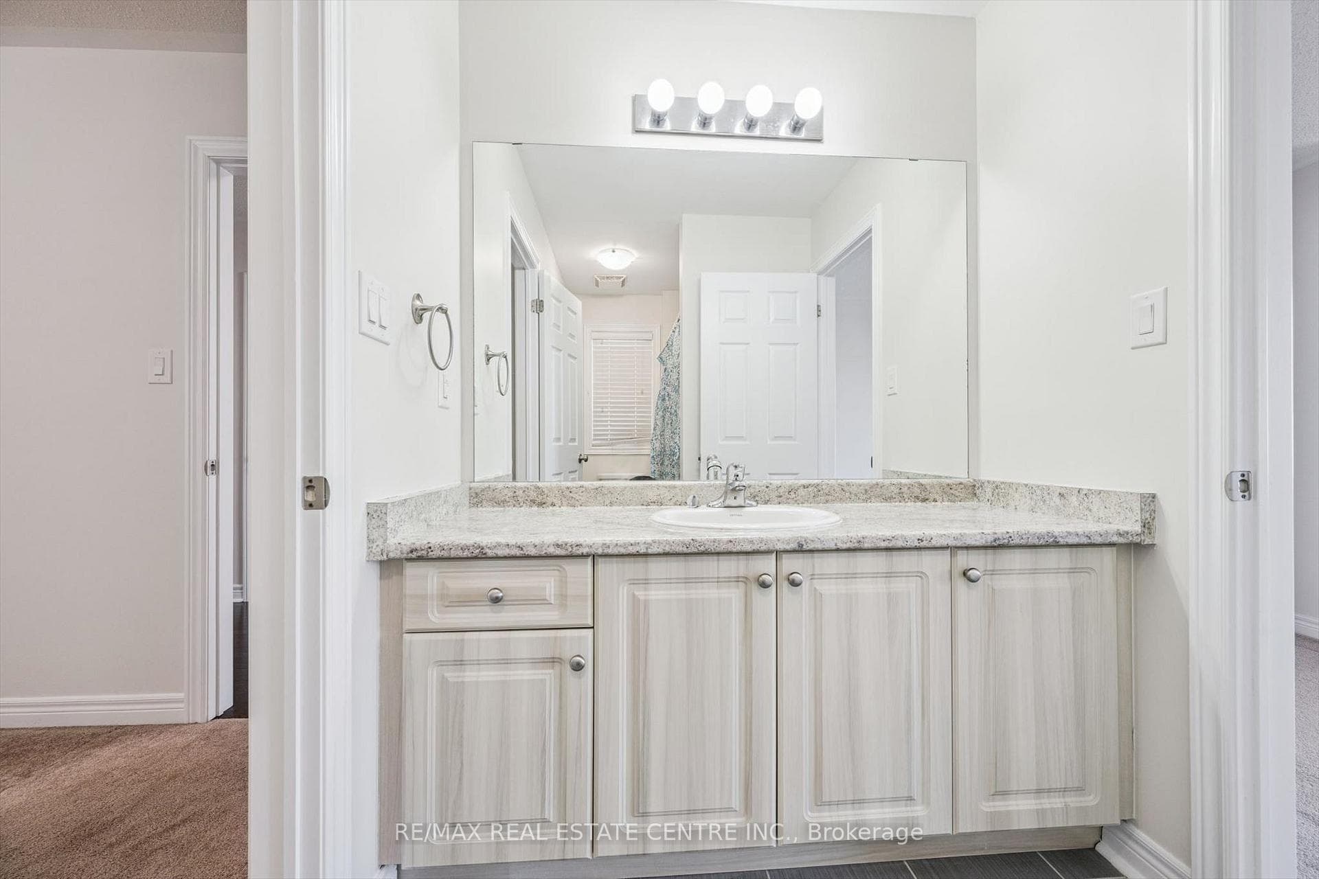 37 Zanetta Crescent photo 15