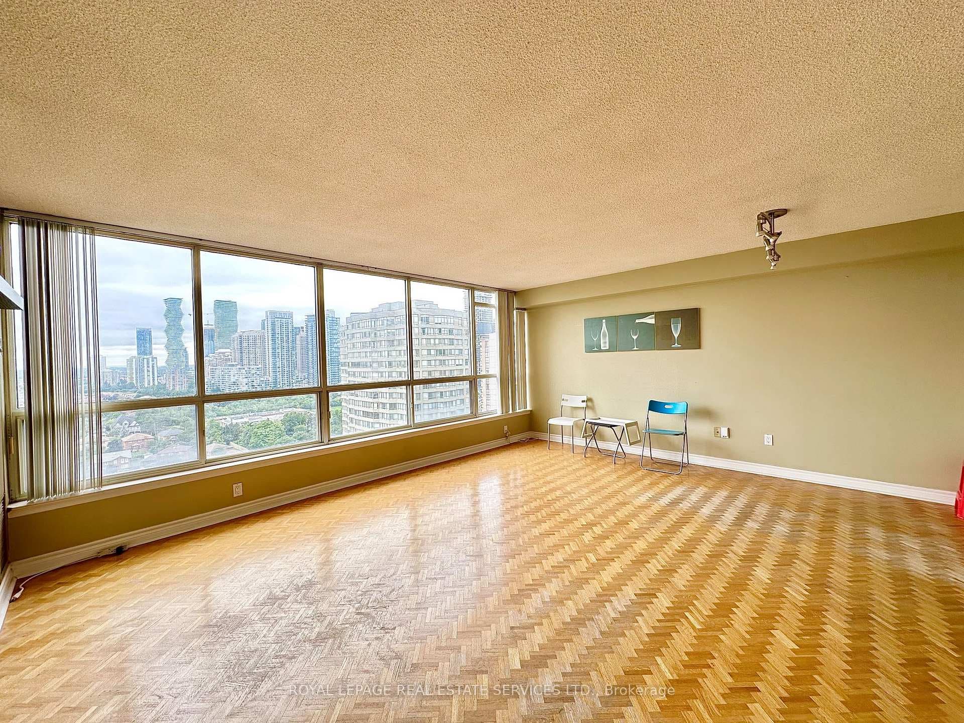 55 Elm Drive Unit 2302 photo 14