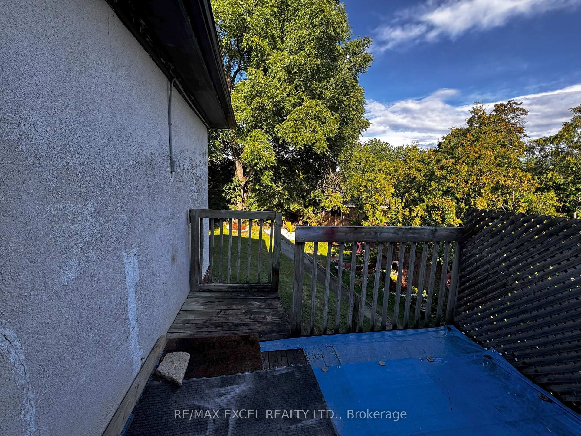 9961 Yonge Street photo 14