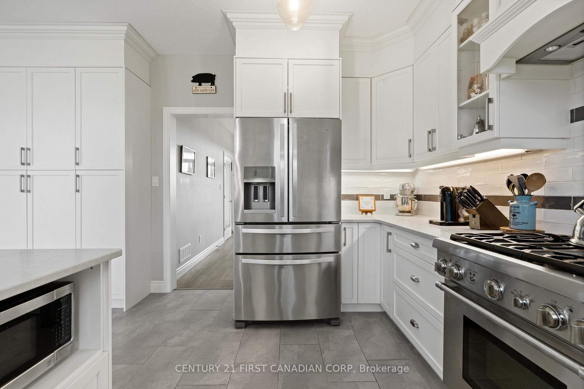 155 Spencer Avenue photo 19