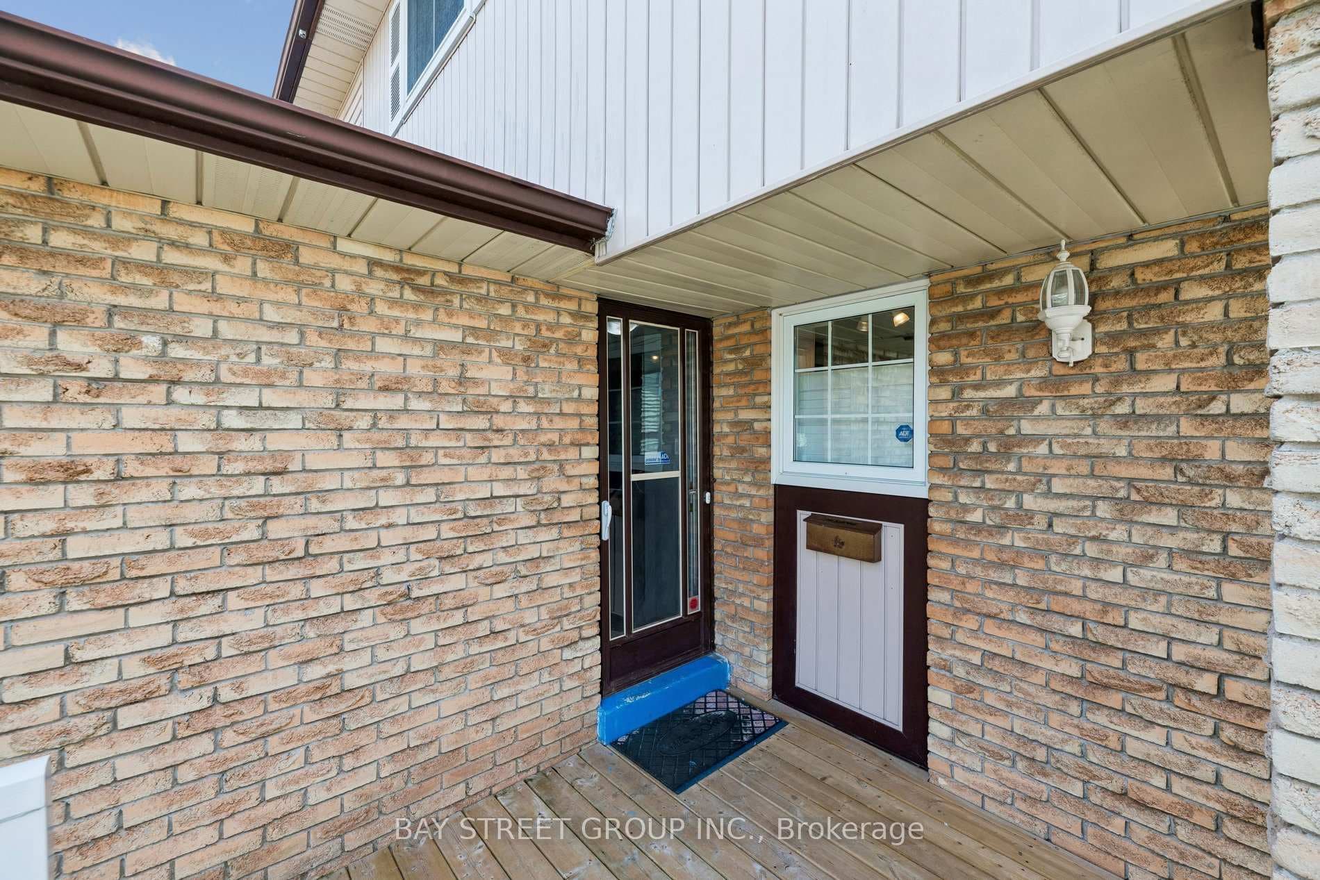 1165 Southdale Avenue photo 6